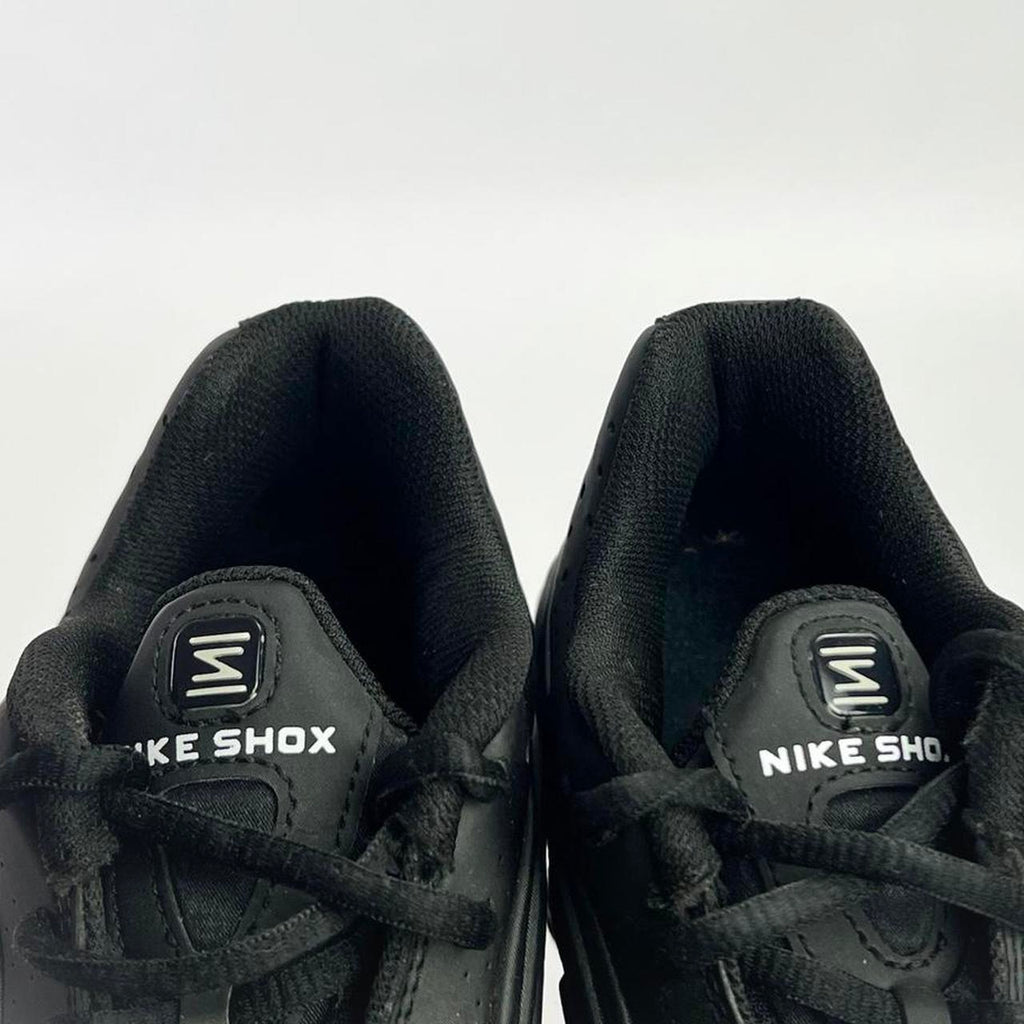 Nike Shox R4 black/black