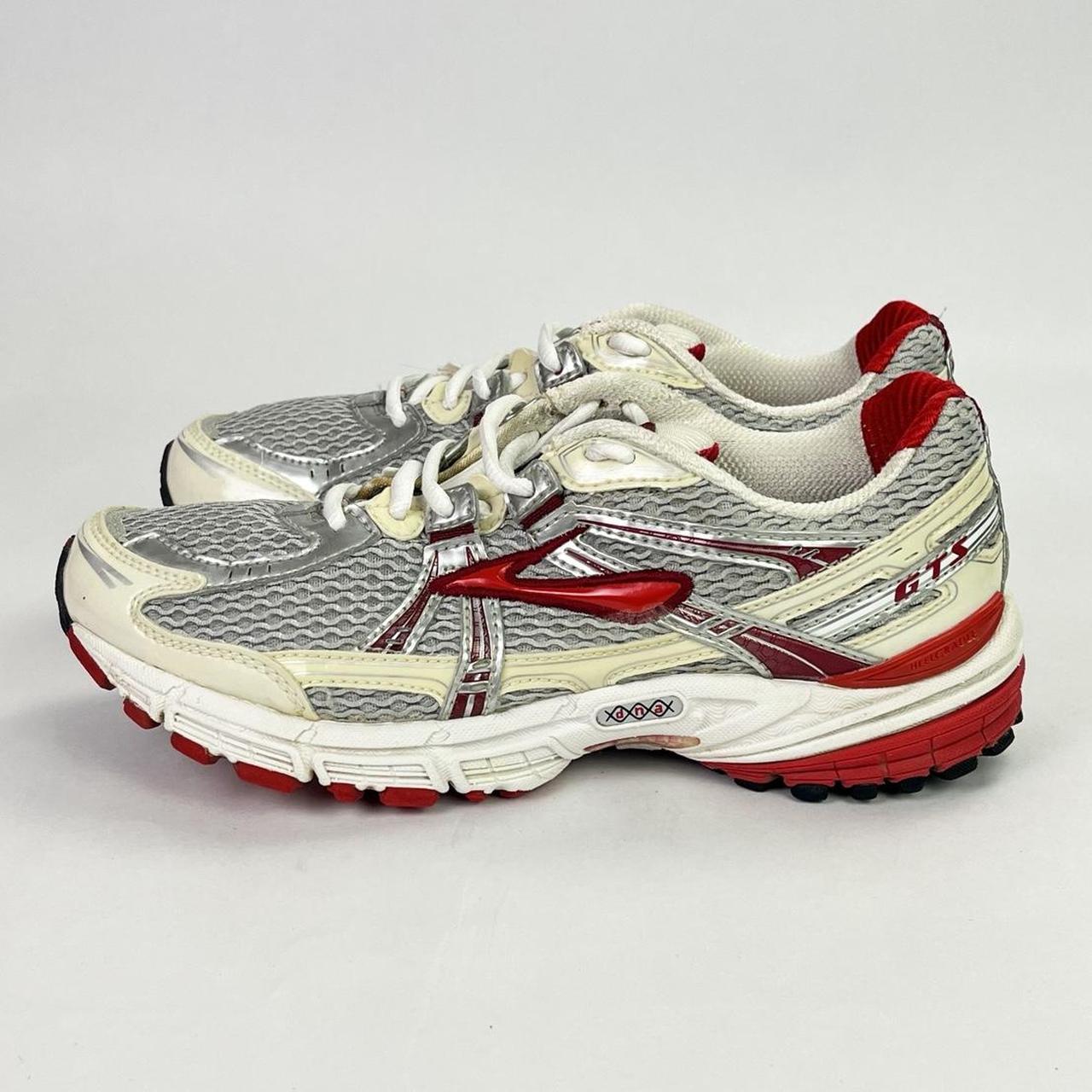 Brooks GTS Adrenaline 11 white/red UK 5