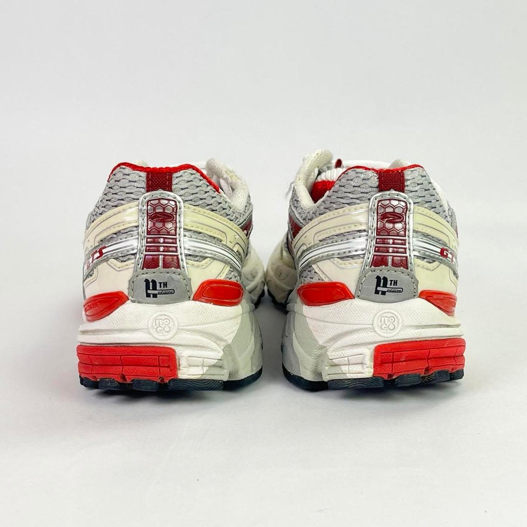 Brooks GTS Adrenaline 11 white/red UK 5