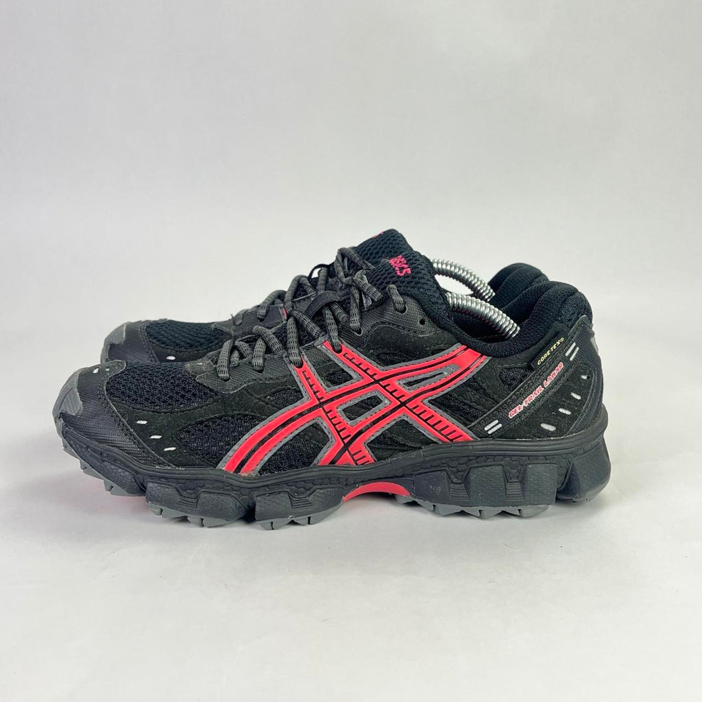 ASICS Gel Trail Lahar GTX Gore-Tex black/pink UK 5.5