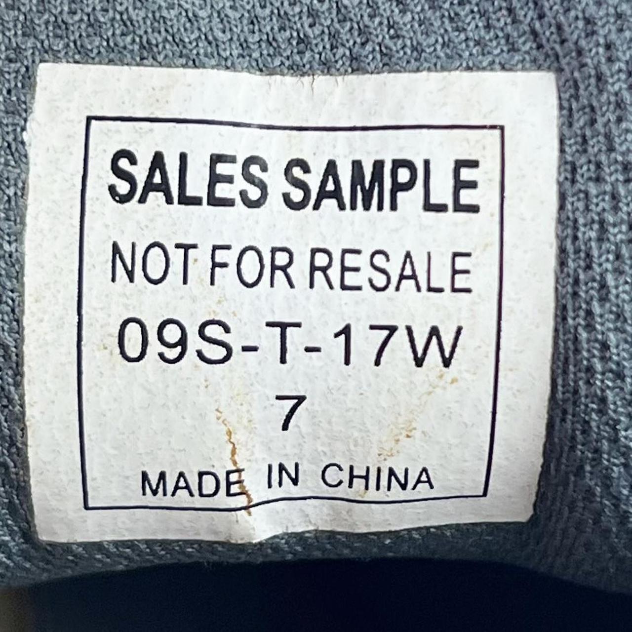 Asics Gel-Trail Attack WR red/grey *SAMPLE* UK 5