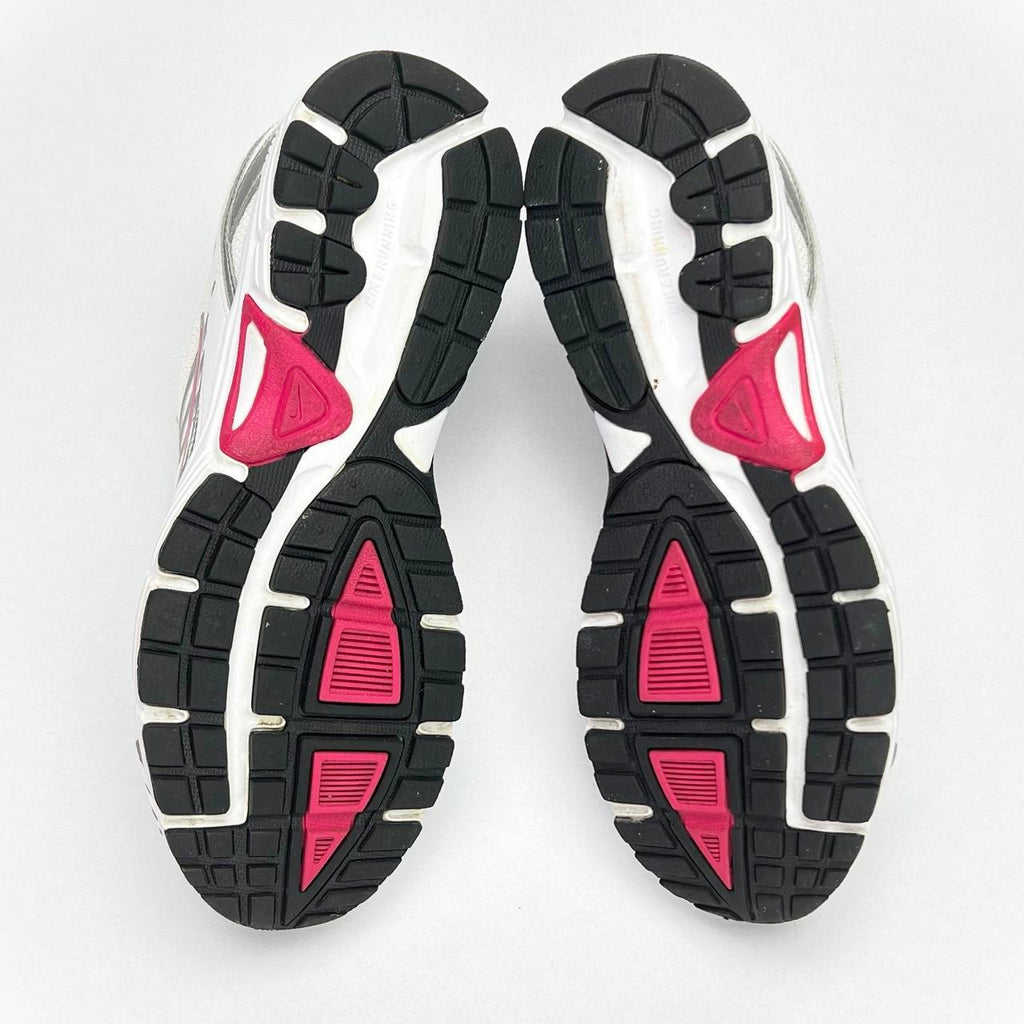 Nike Dart 8 white/pink