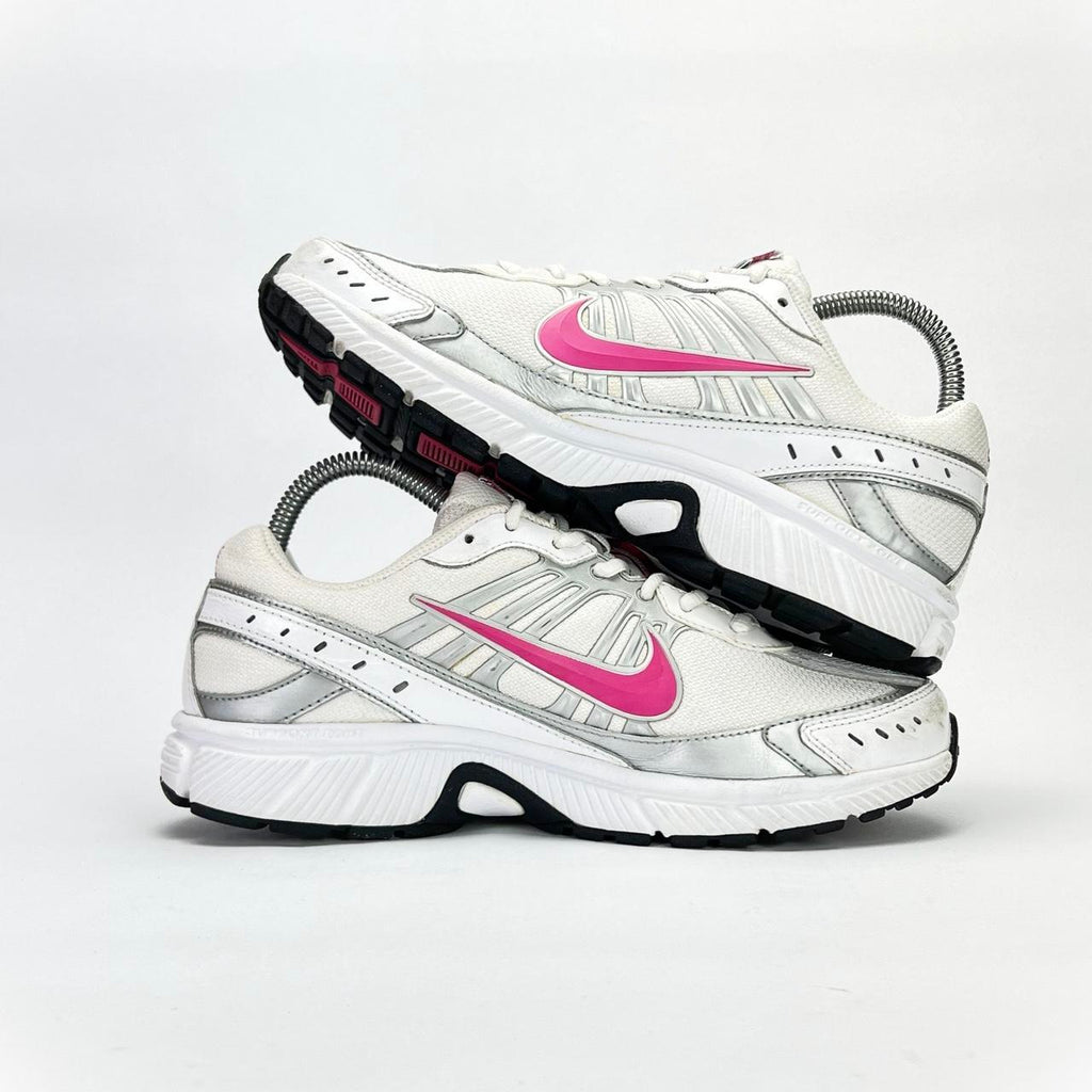 Nike Dart 8 white/pink