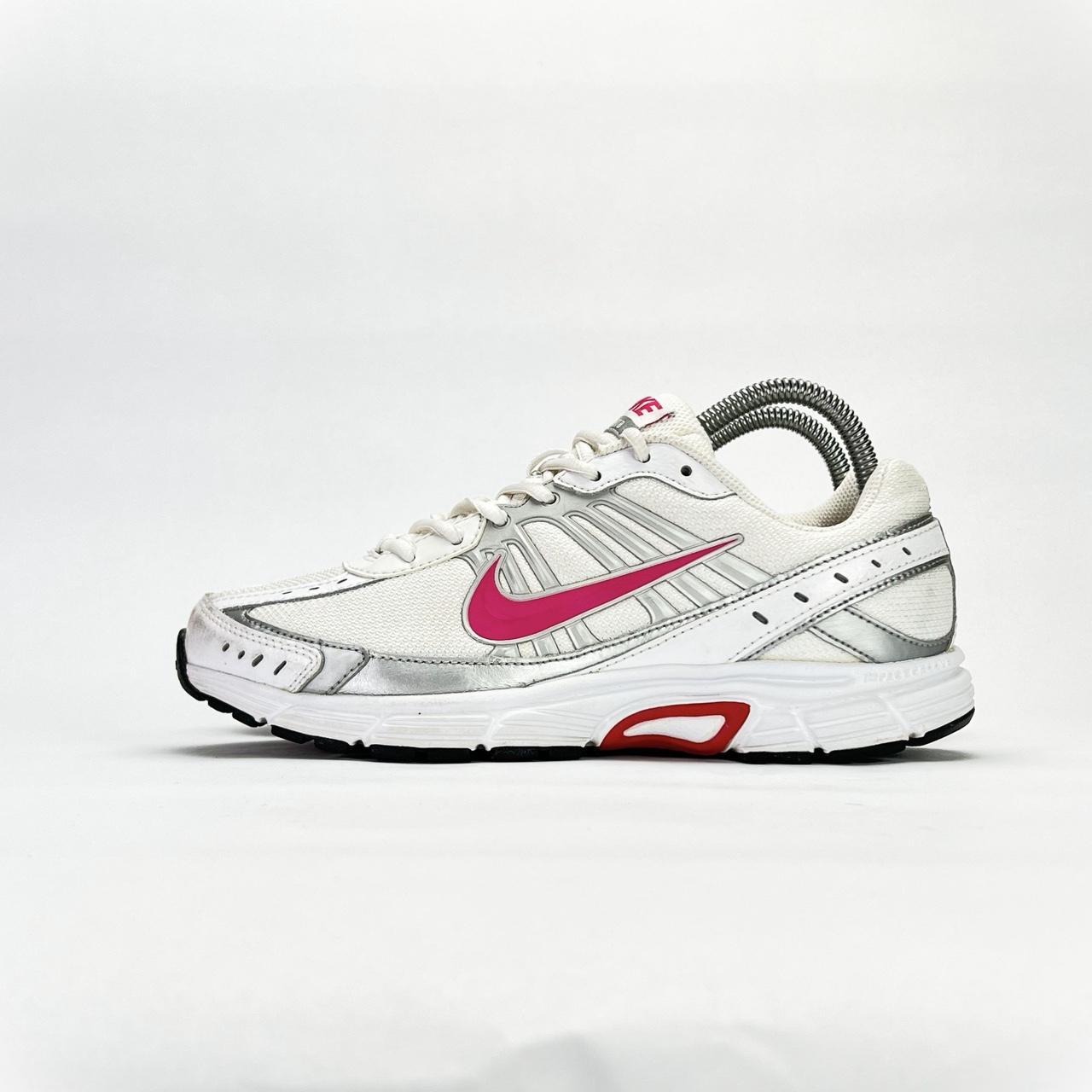 Nike Dart 8 white/pink