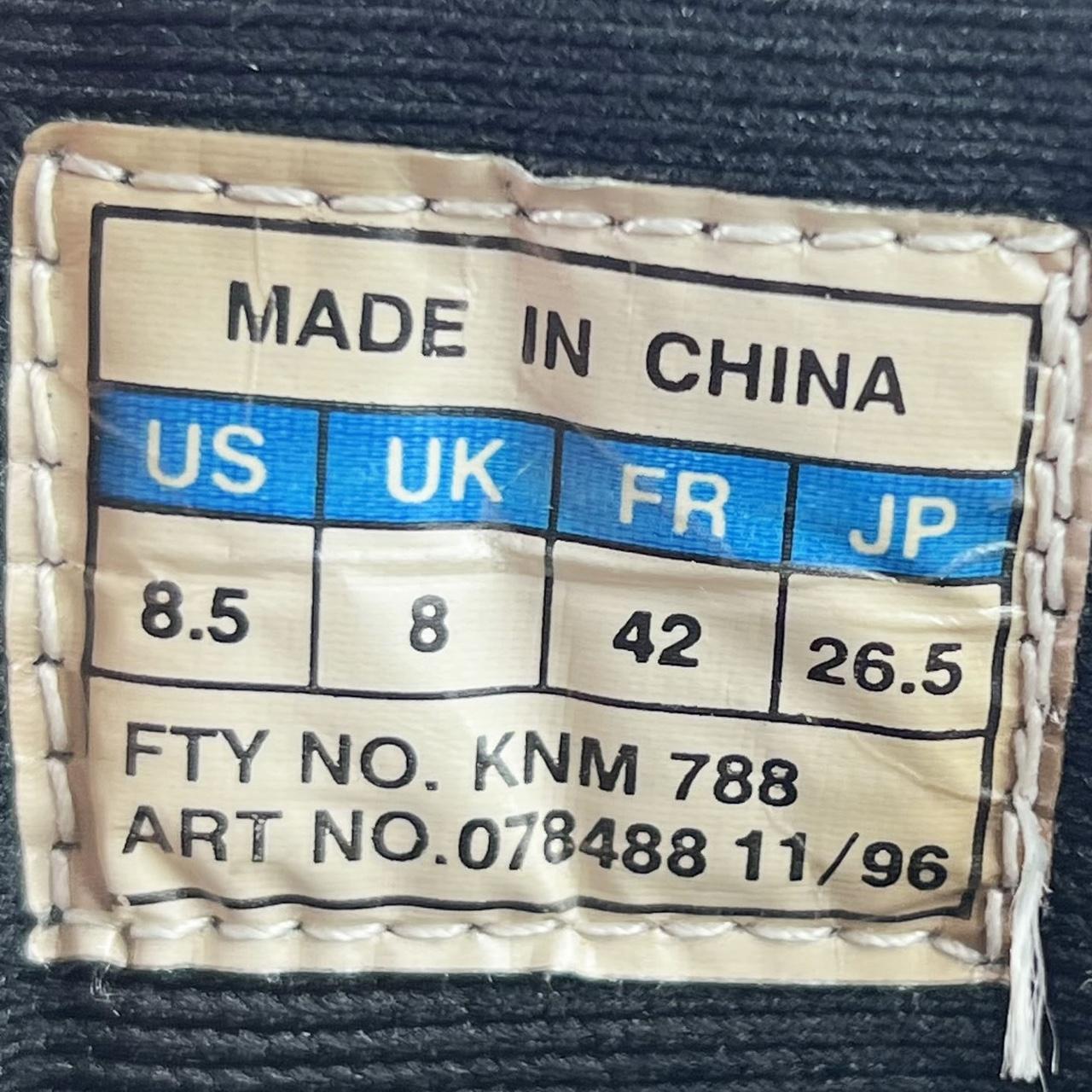 Adidas Vintage(1990s) Hiking High beige/navy UK 8