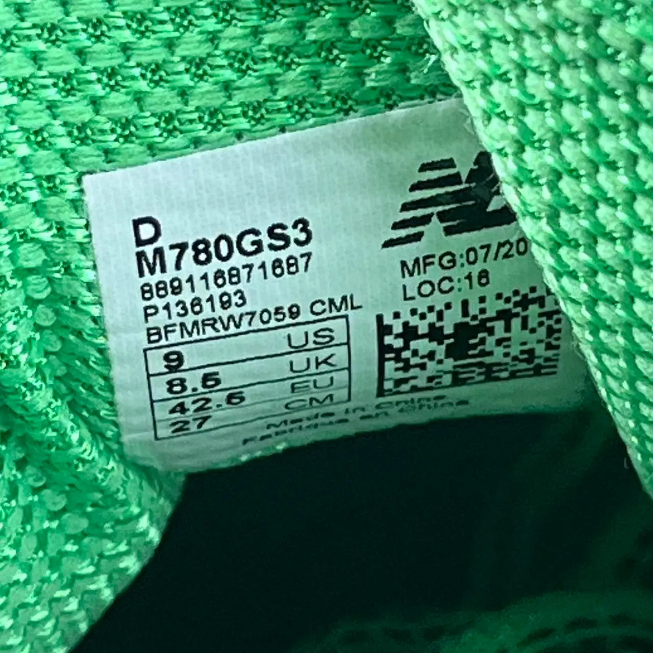 New Balance 780v3 green/black