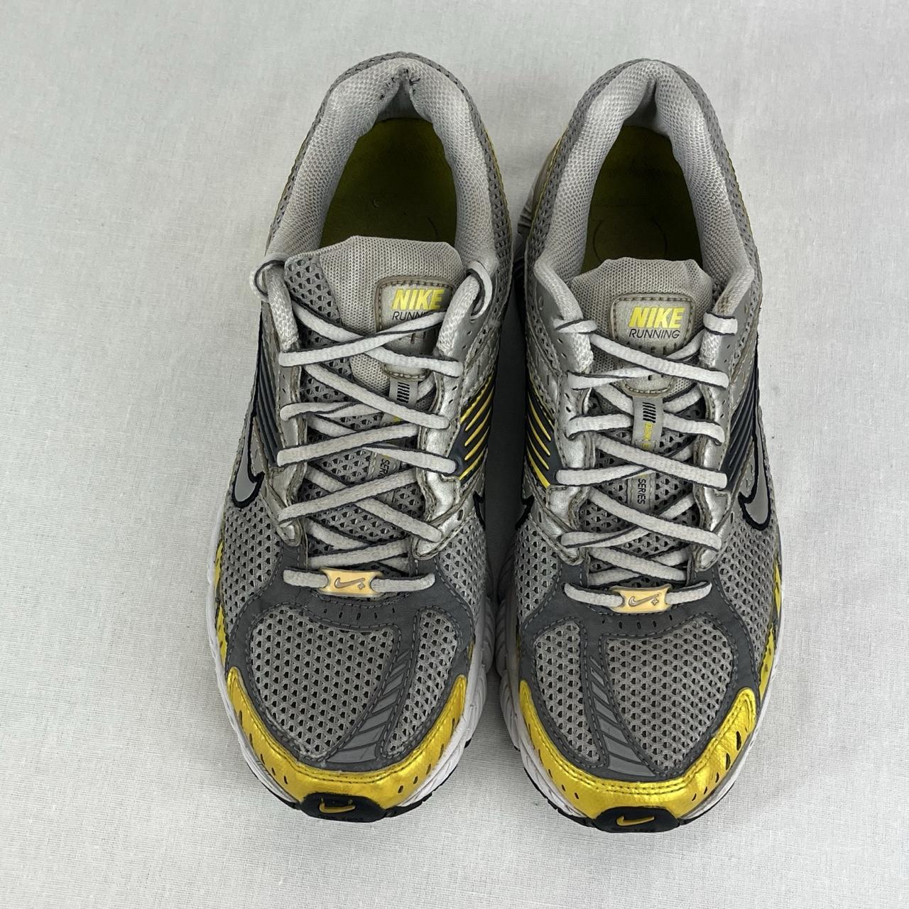 Nike Structure Triax 11 grey/yellow