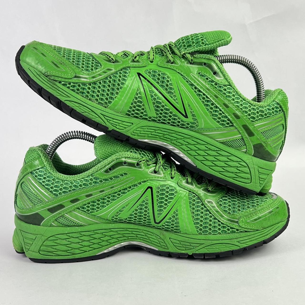 New Balance 780v3 green/black UK 8.5