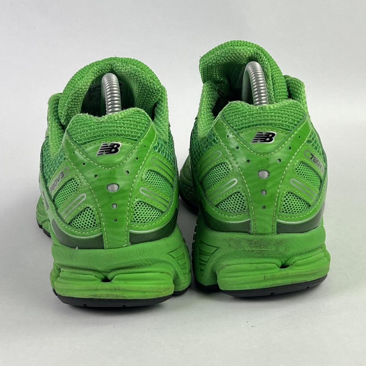 New Balance 780v3 green/black UK 8.5