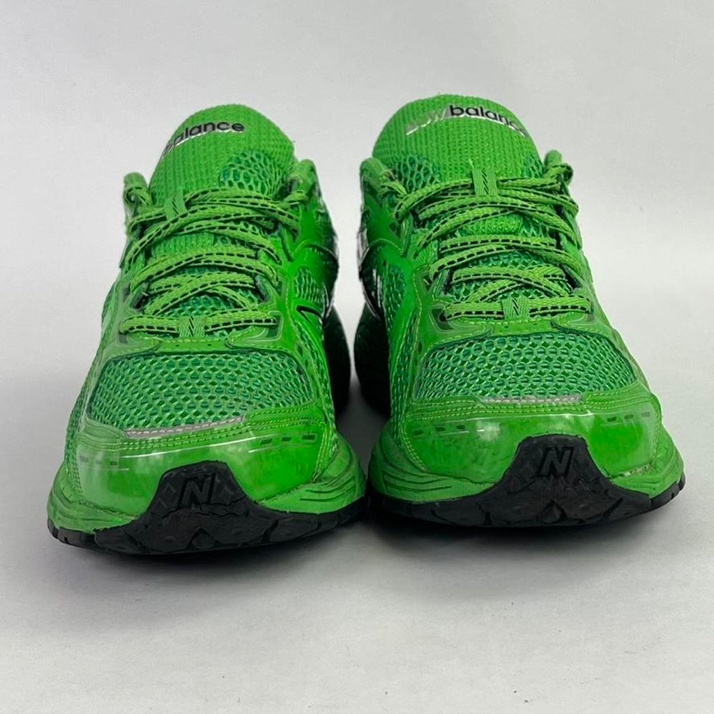 New Balance 780v3 green/black UK 8.5