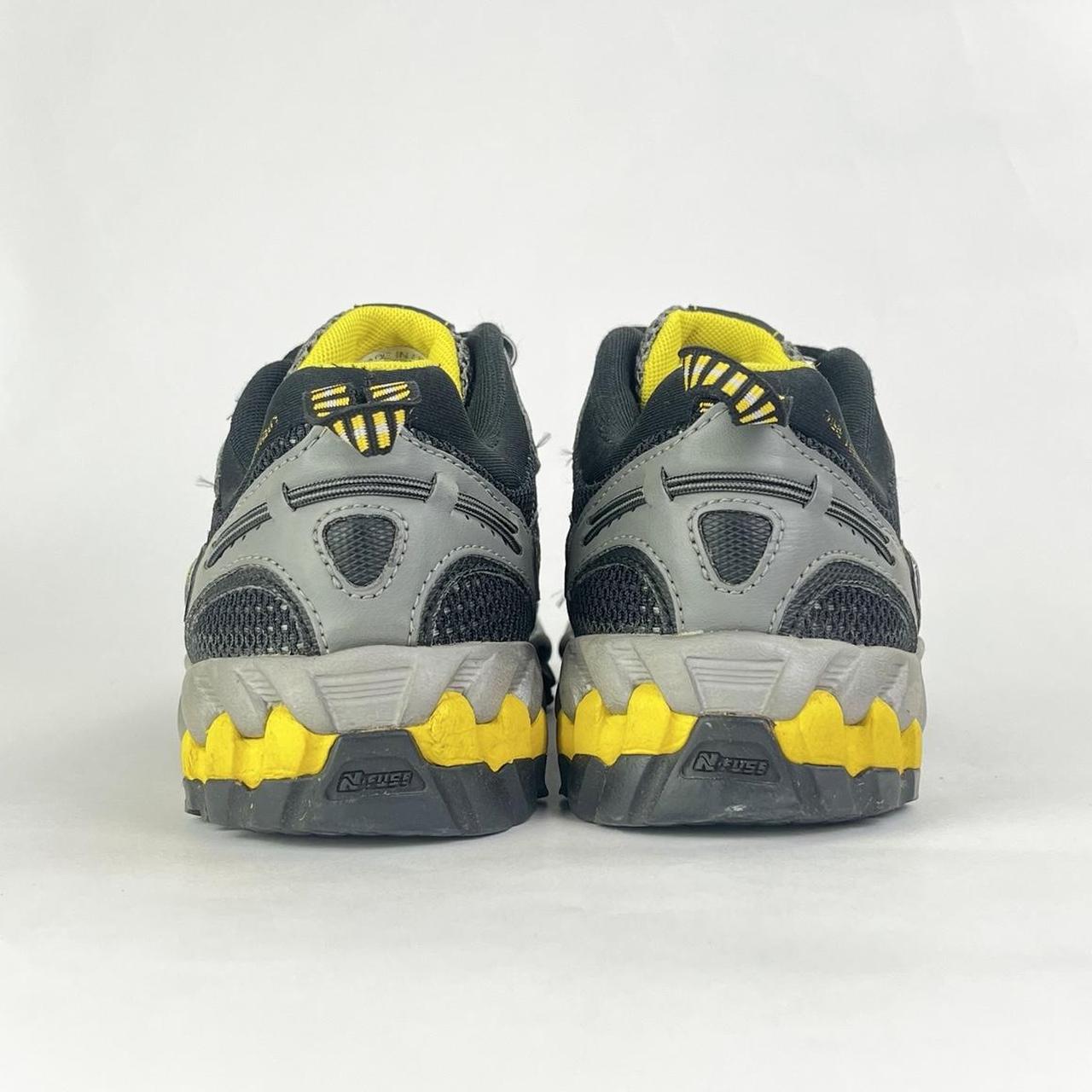 New Balance 573 black/yellow