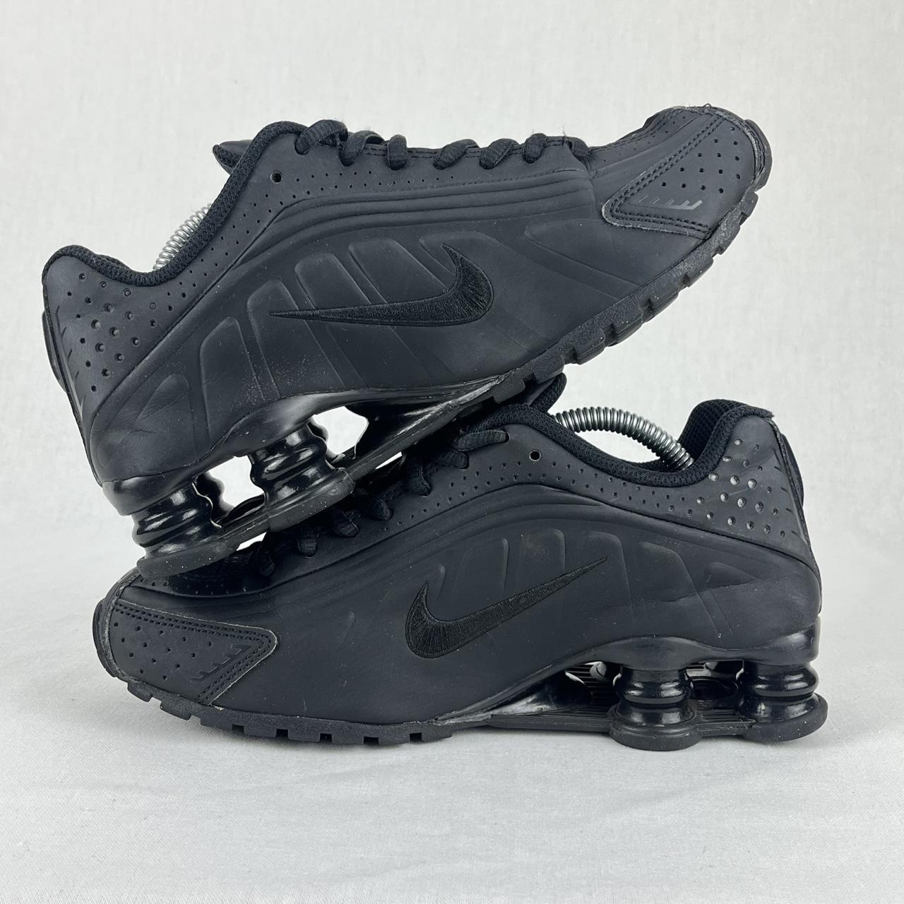 Nike Shox R4 black