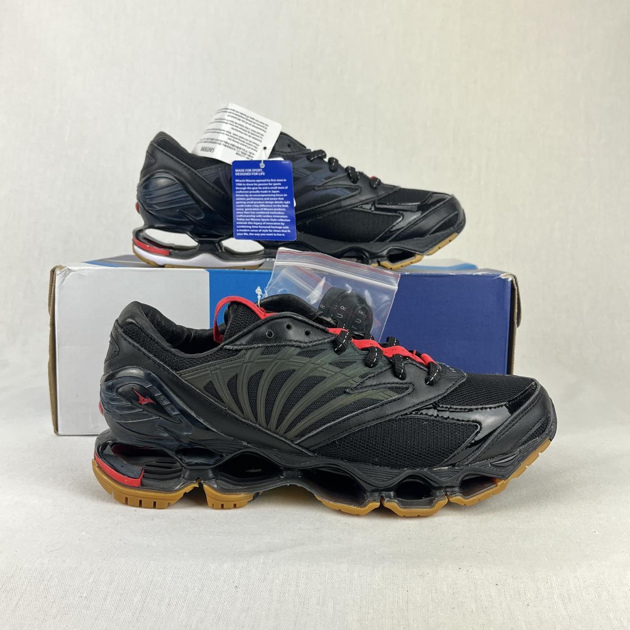 Mizuno Futur Wave Prophecy 8 black/gum
