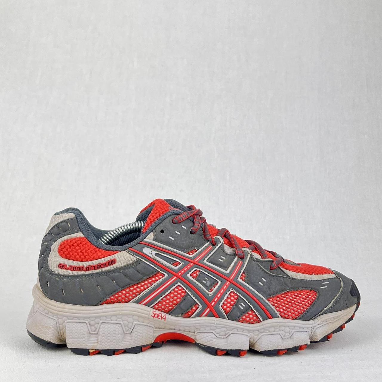 Asics Gel-Trail Attack WR Weather-Resistant SAMPLE grey/red