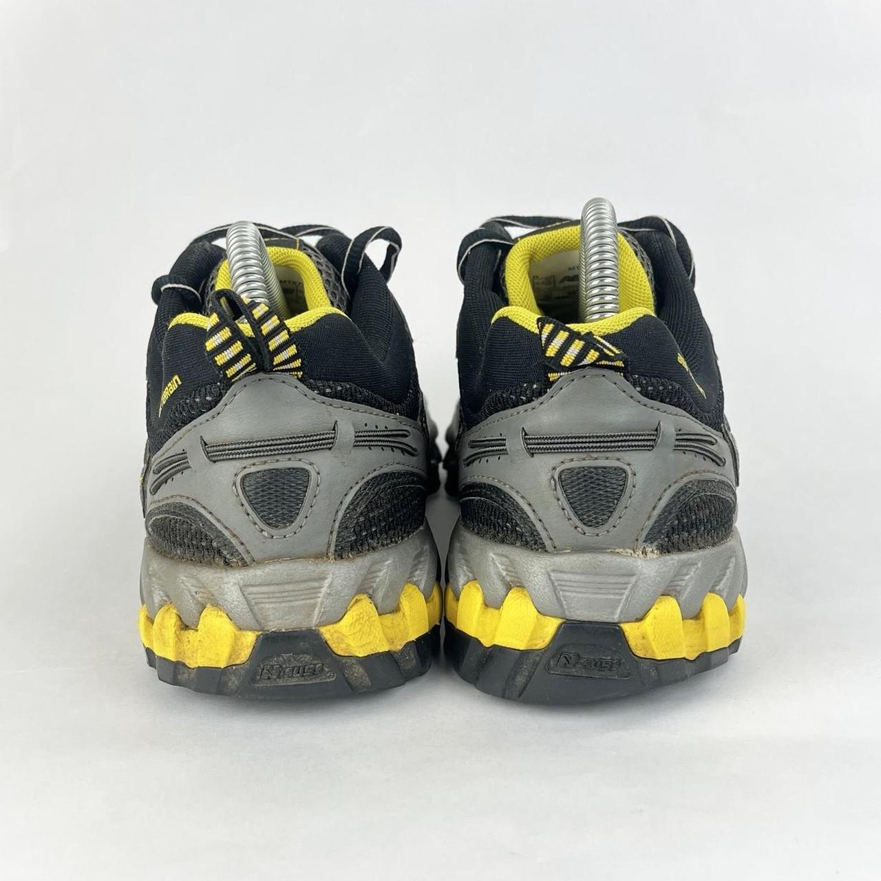 New Balance 573 black/yellow UK 9