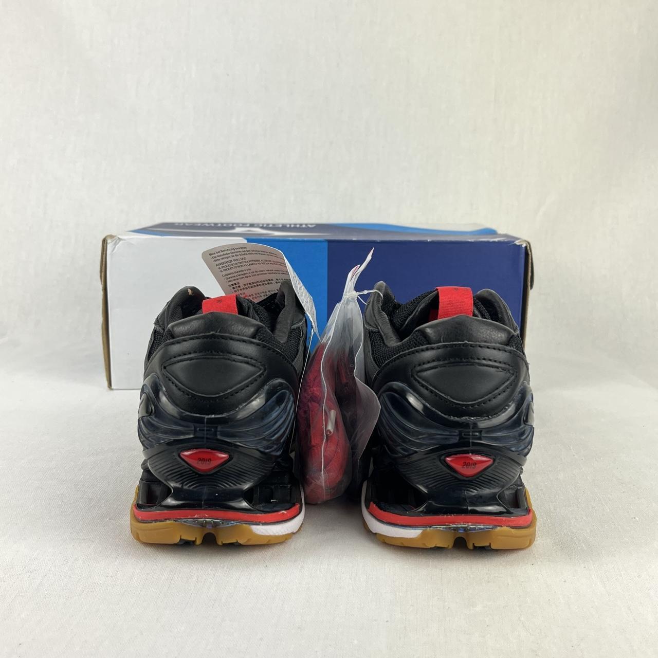 Mizuno Futur Wave Prophecy 8 black/gum