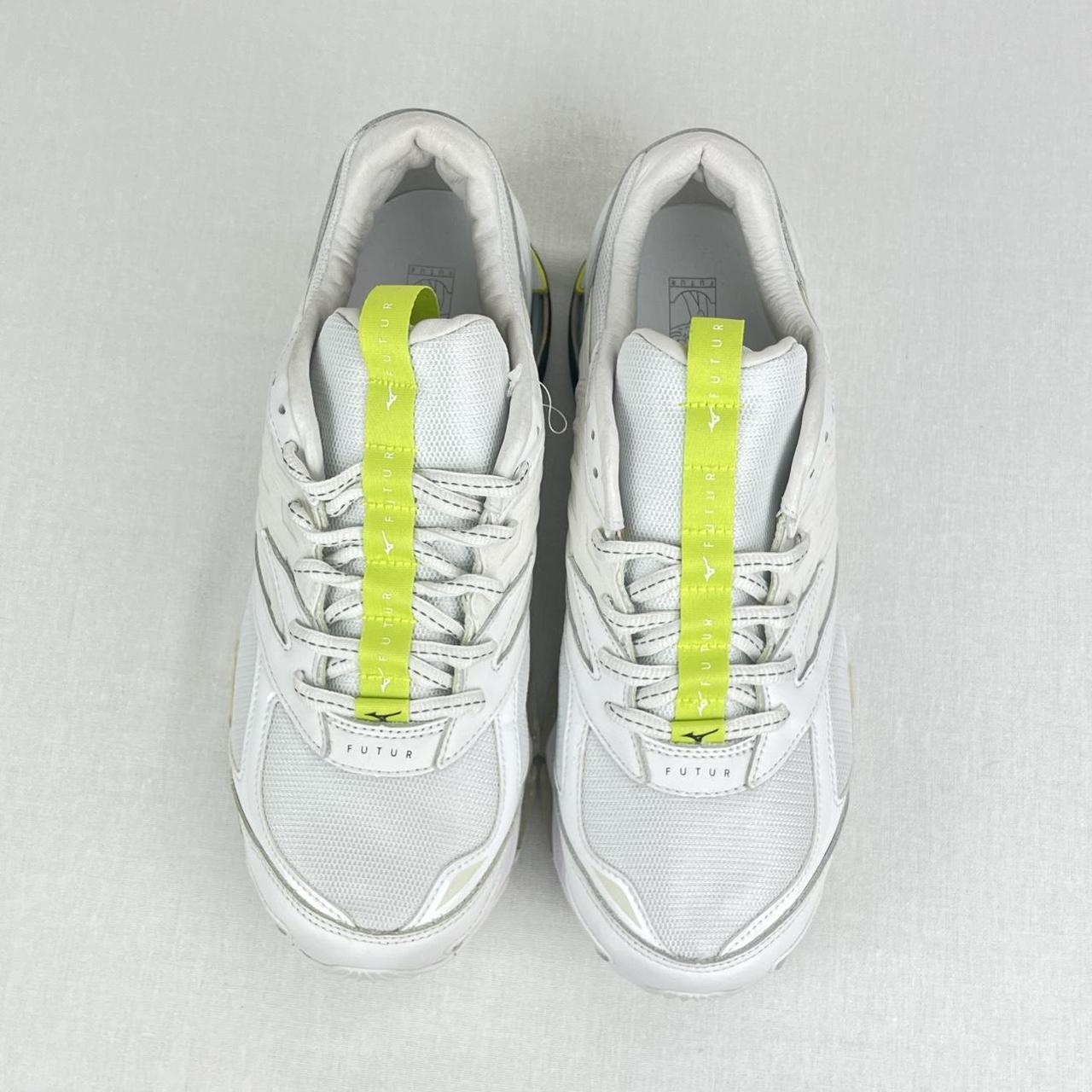 Mizuno x Futur Wave Prophecy 8 white/yellow