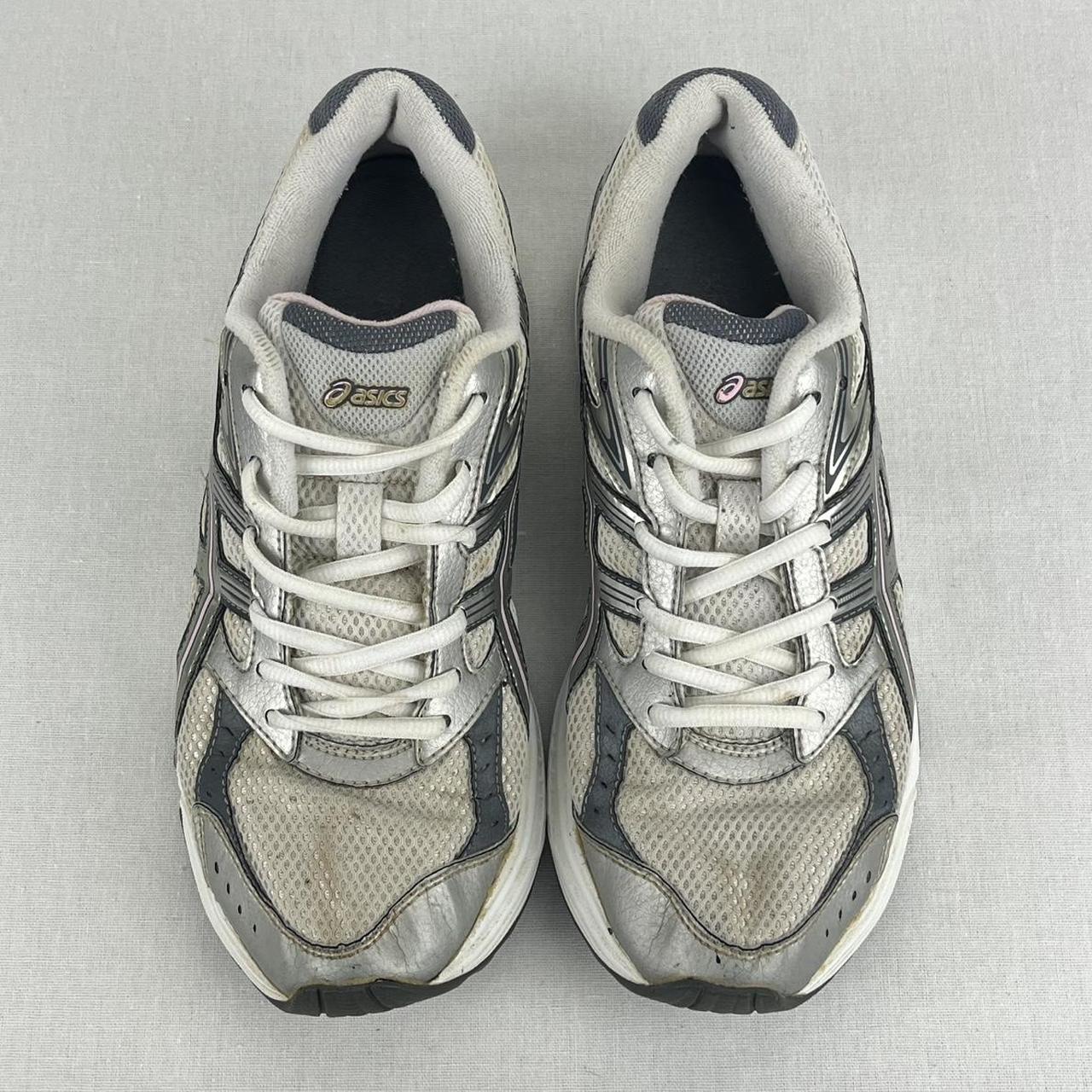 Asics Gel-Strike white/grey
