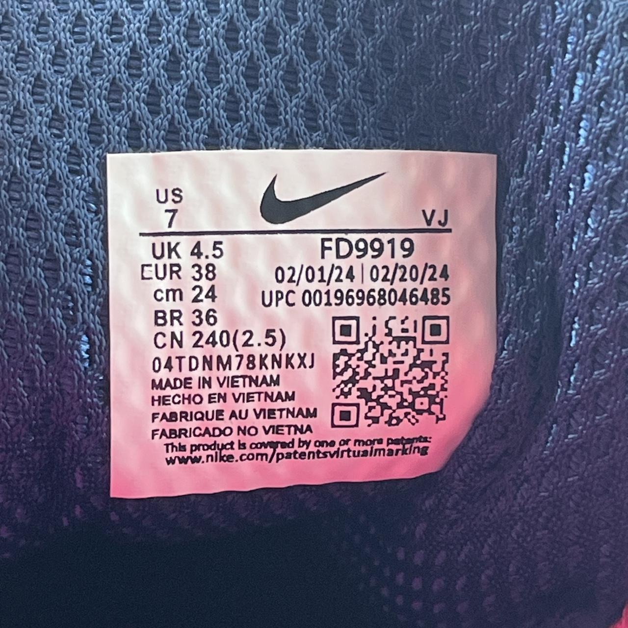 Nike V5 RNR navy/pink