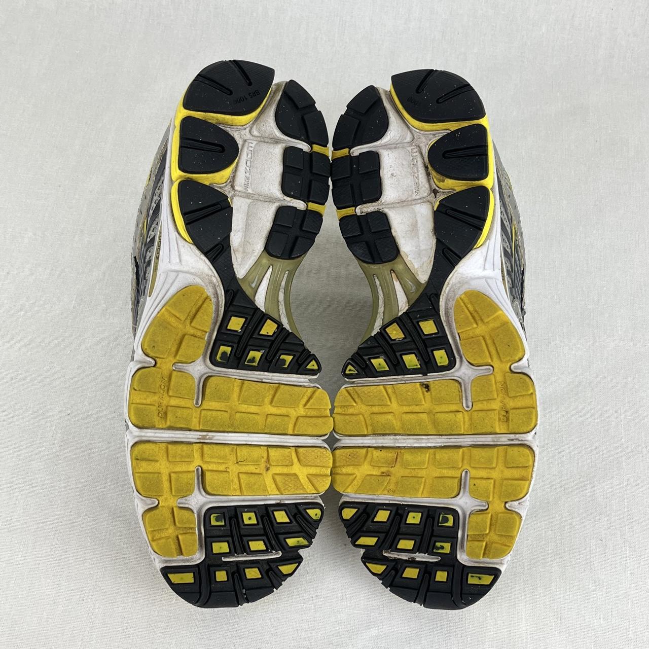 Nike Structure Triax 11 grey/yellow