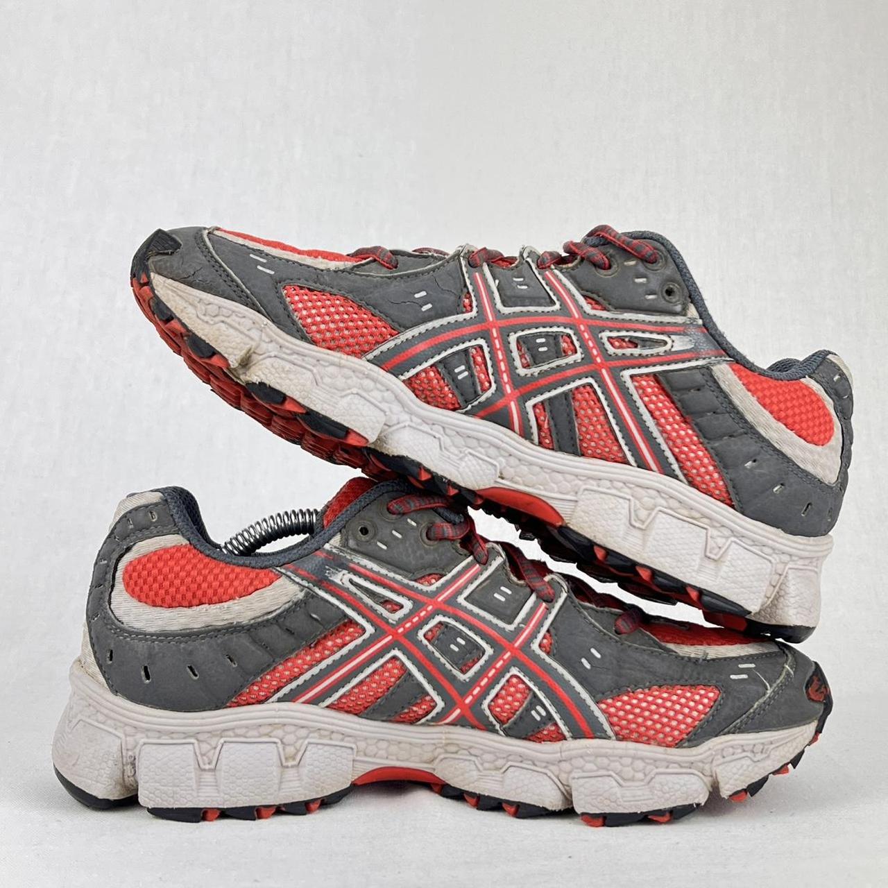 Asics Gel-Trail Attack WR Weather-Resistant SAMPLE grey/red