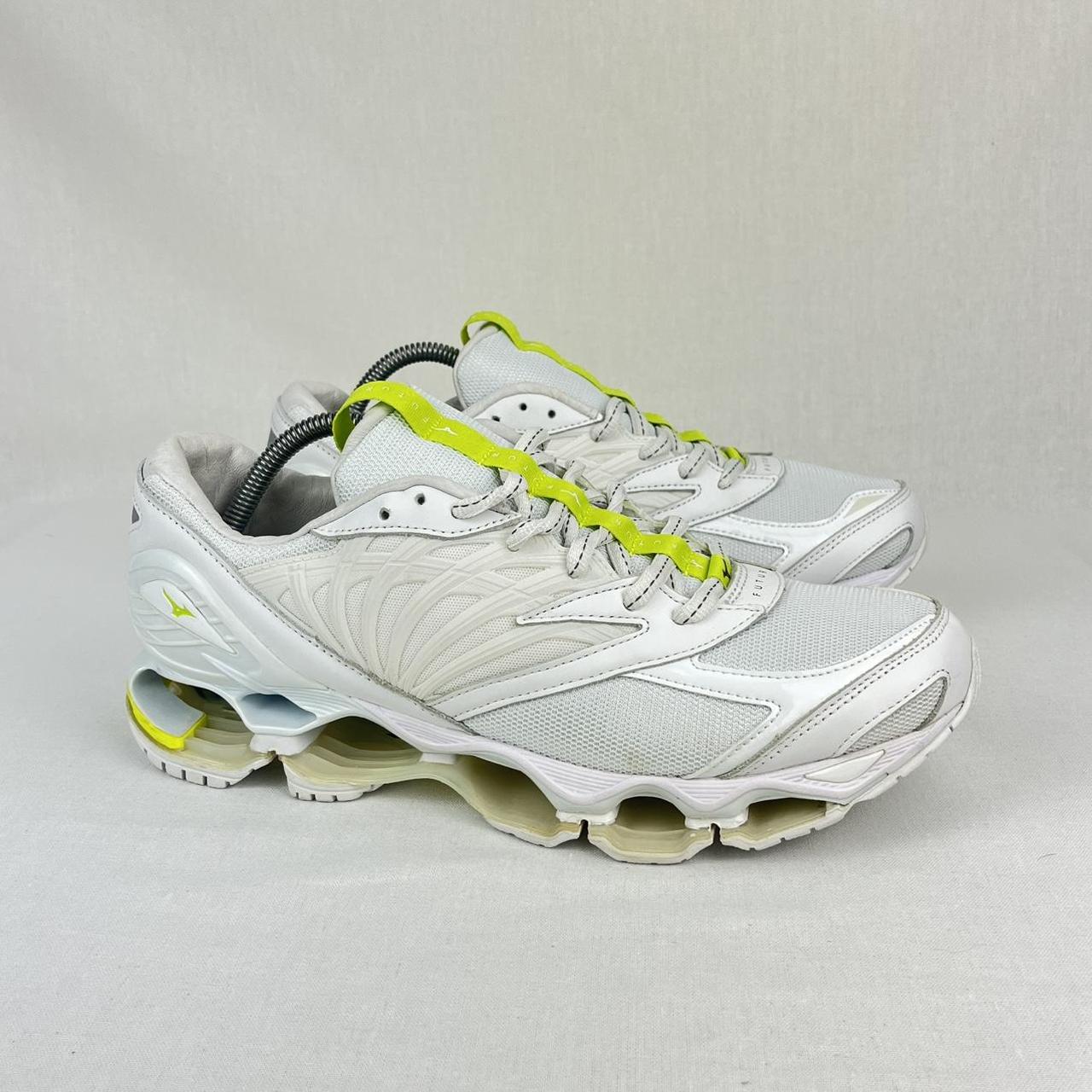 Mizuno x Futur Wave Prophecy 8 white/yellow