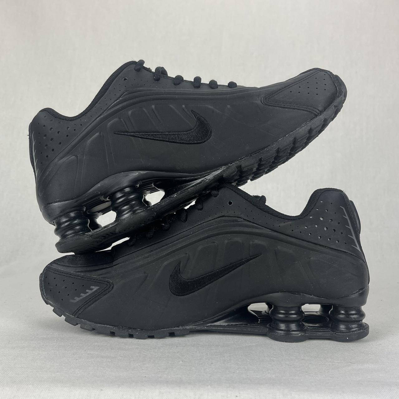 Nike Shox R4 black