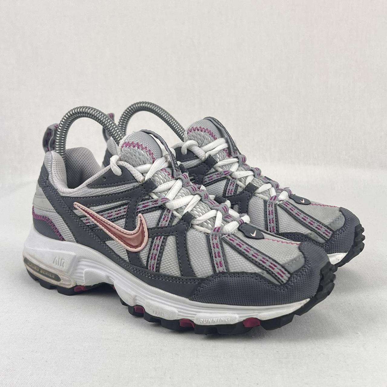 Nike Air Trail Alvord 4 grey/pink
