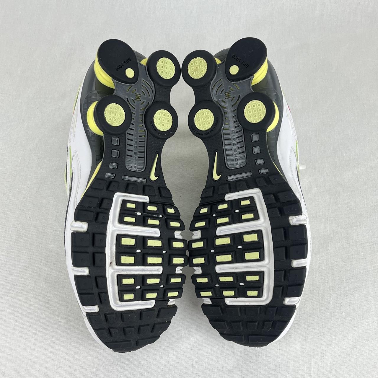 Nike Shox R4 PRM “Jawbreaker”