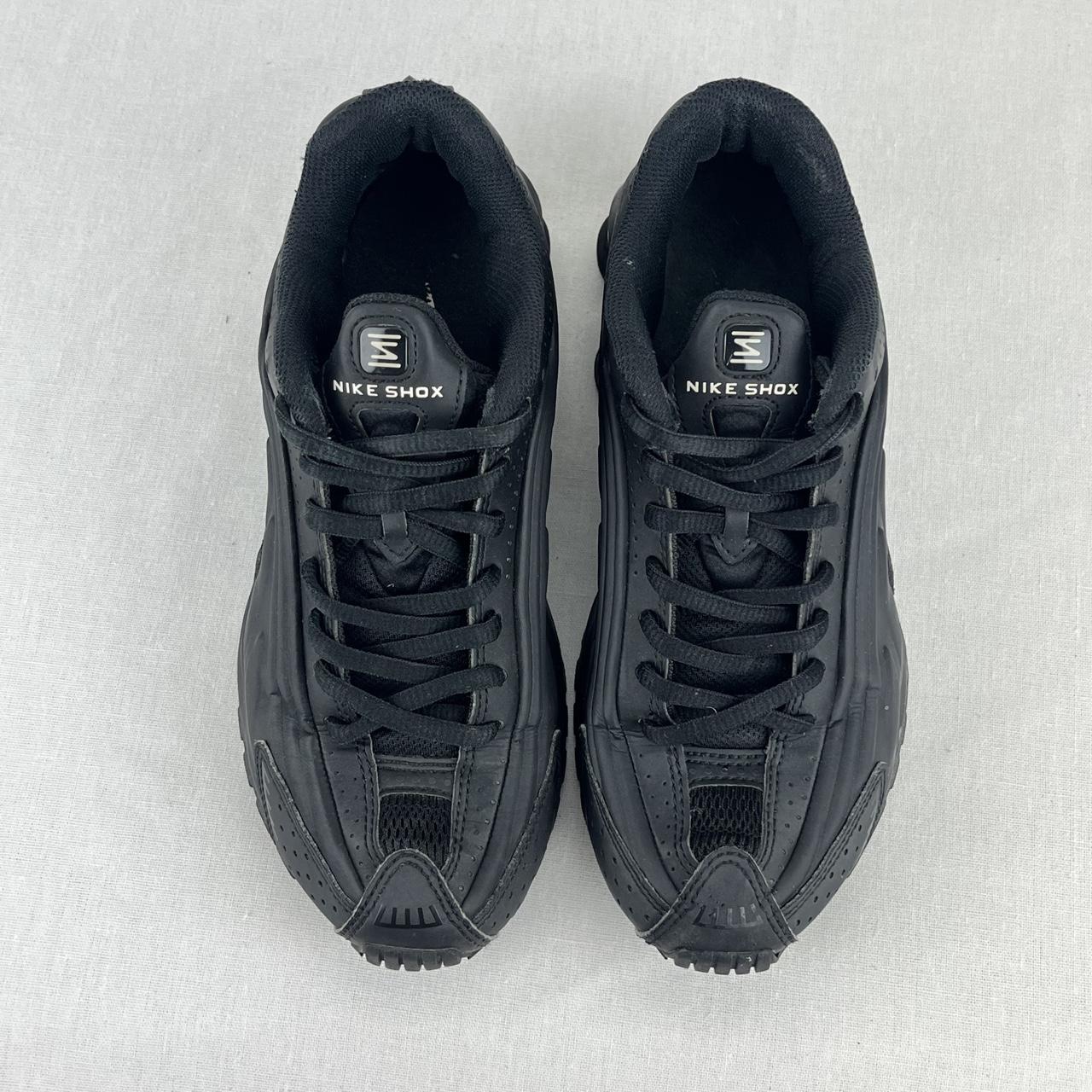 Nike Shox R4 black