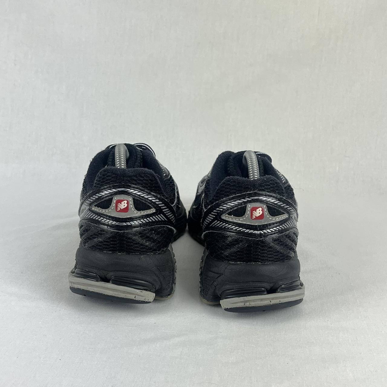 New Balance 860v2 black/silver