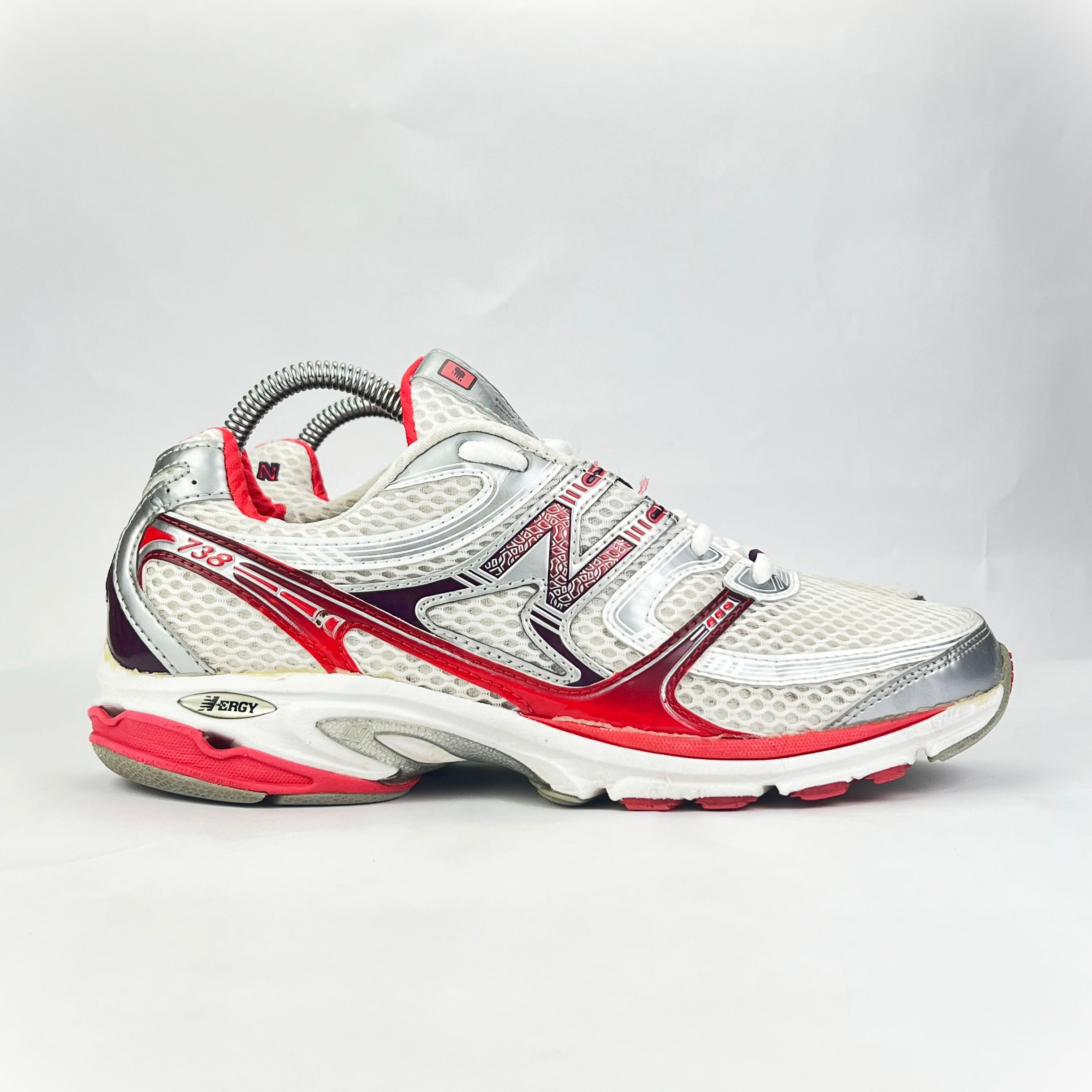 New Balance 738 white/red