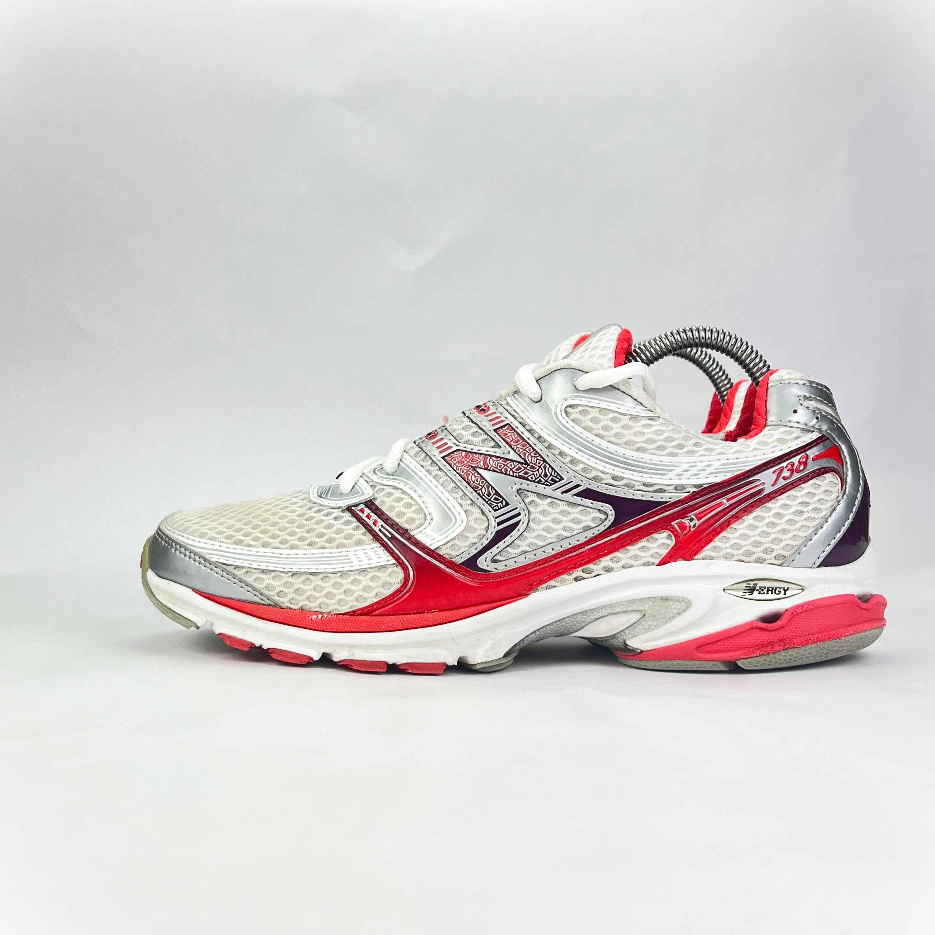 New Balance 738 white/red
