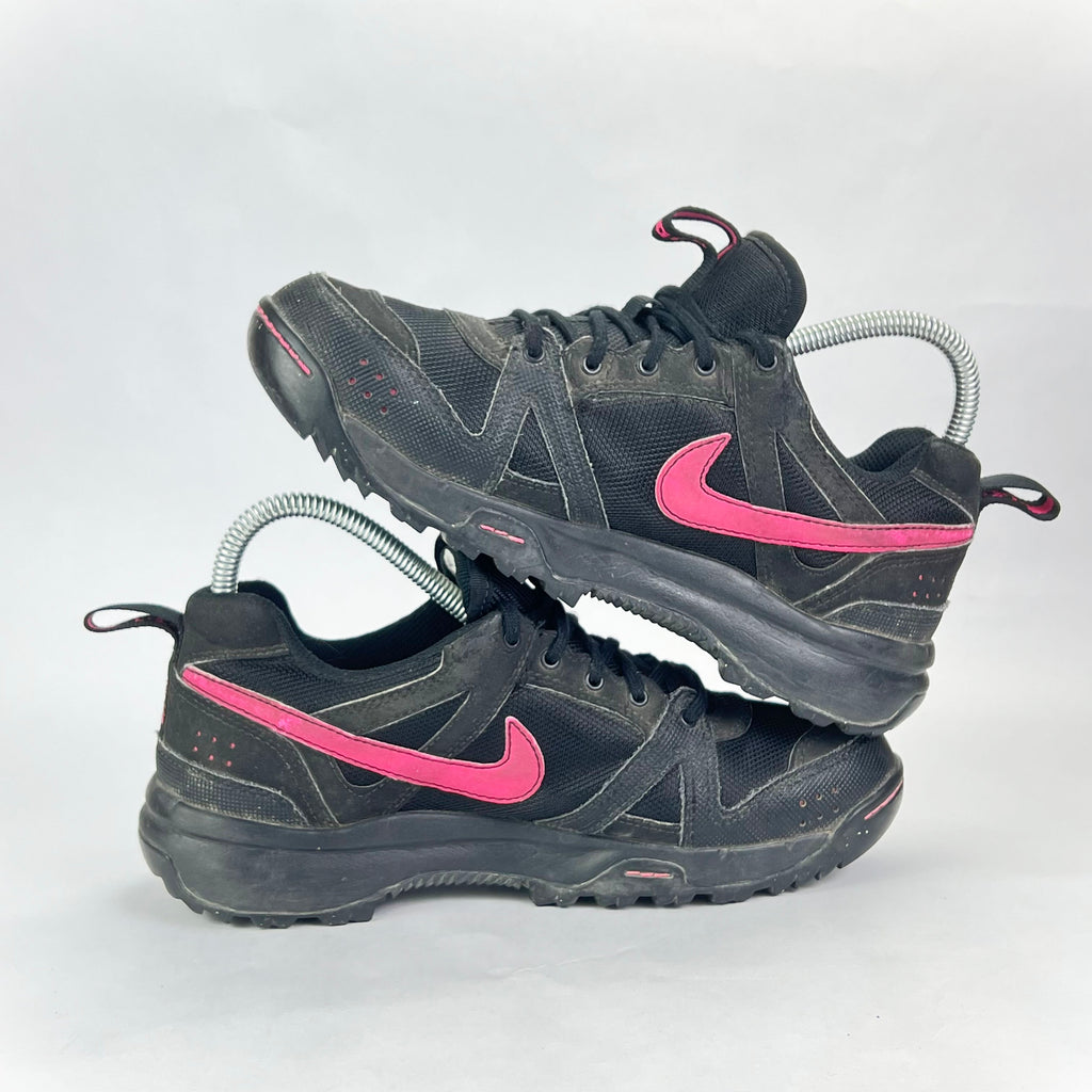 Nike ACG Rongbuk GTX Gore-Tex black/pink UK 10