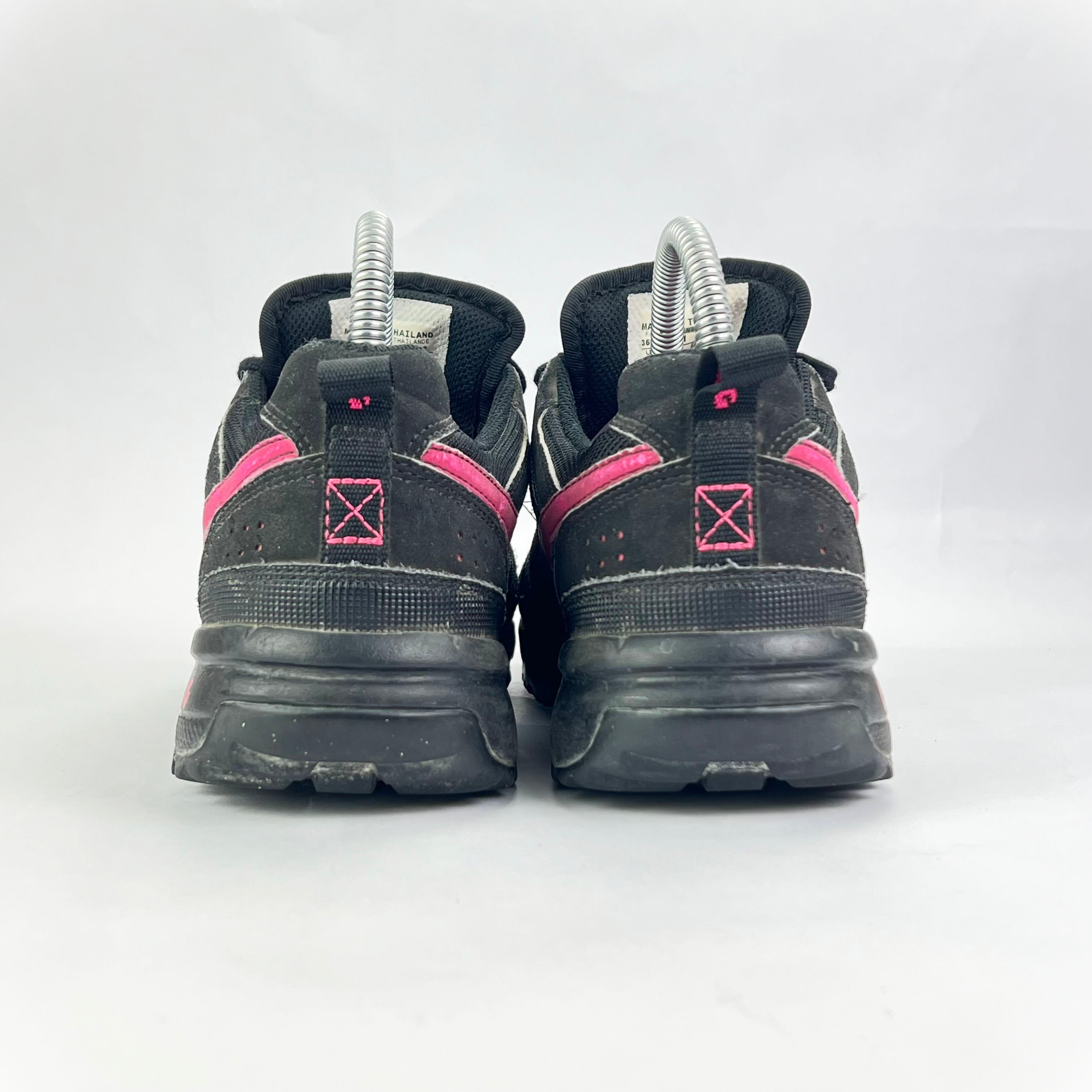 Nike ACG Rongbuk GTX Gore-Tex black/pink UK 10
