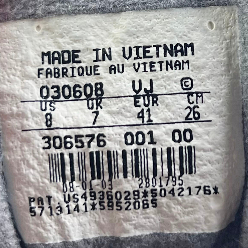 Rare Nike Air Retro trainers silver/red