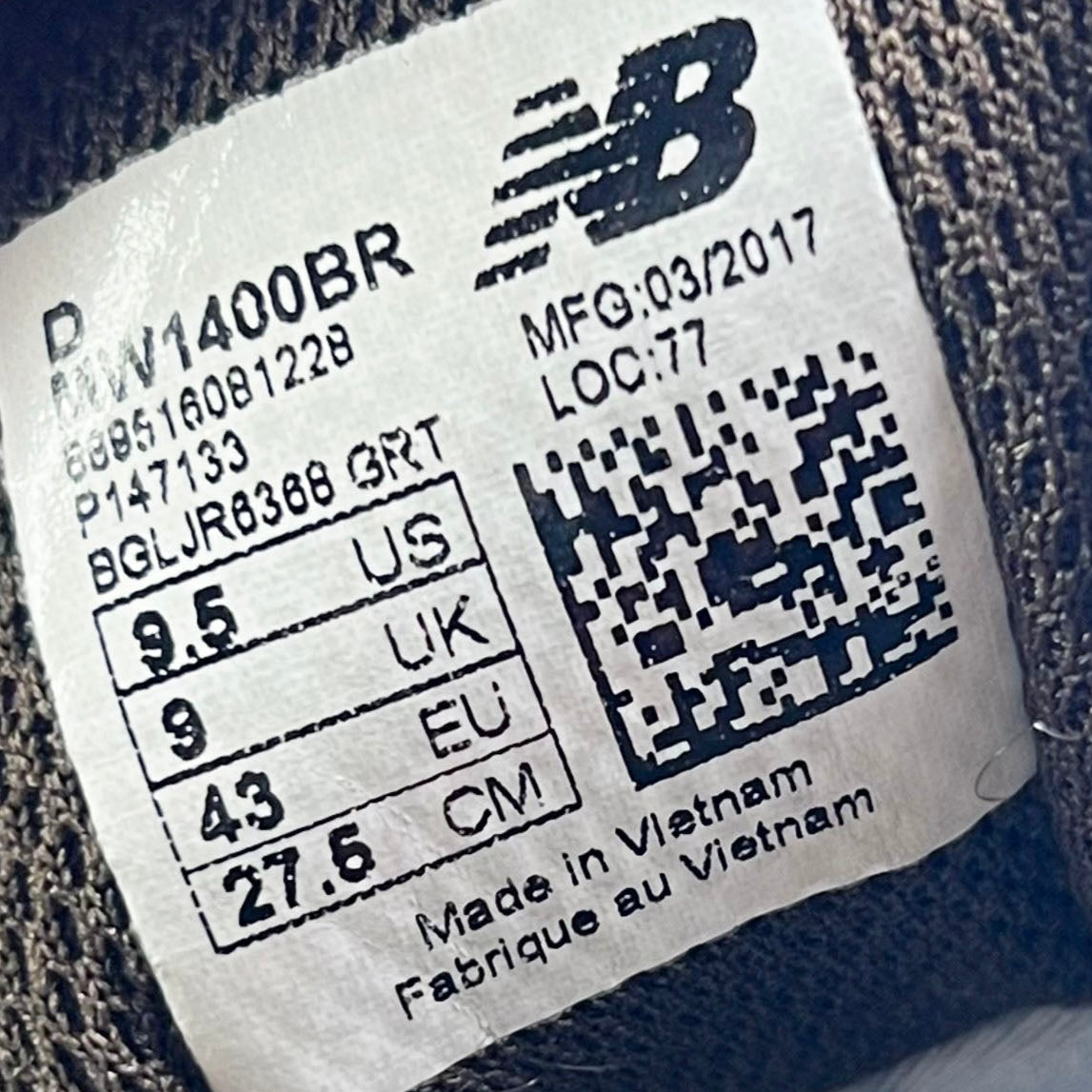 New Balance 1400 boots waterproof brown UK 9