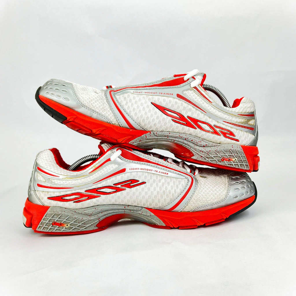 New Balance 902 grey/red UK 12