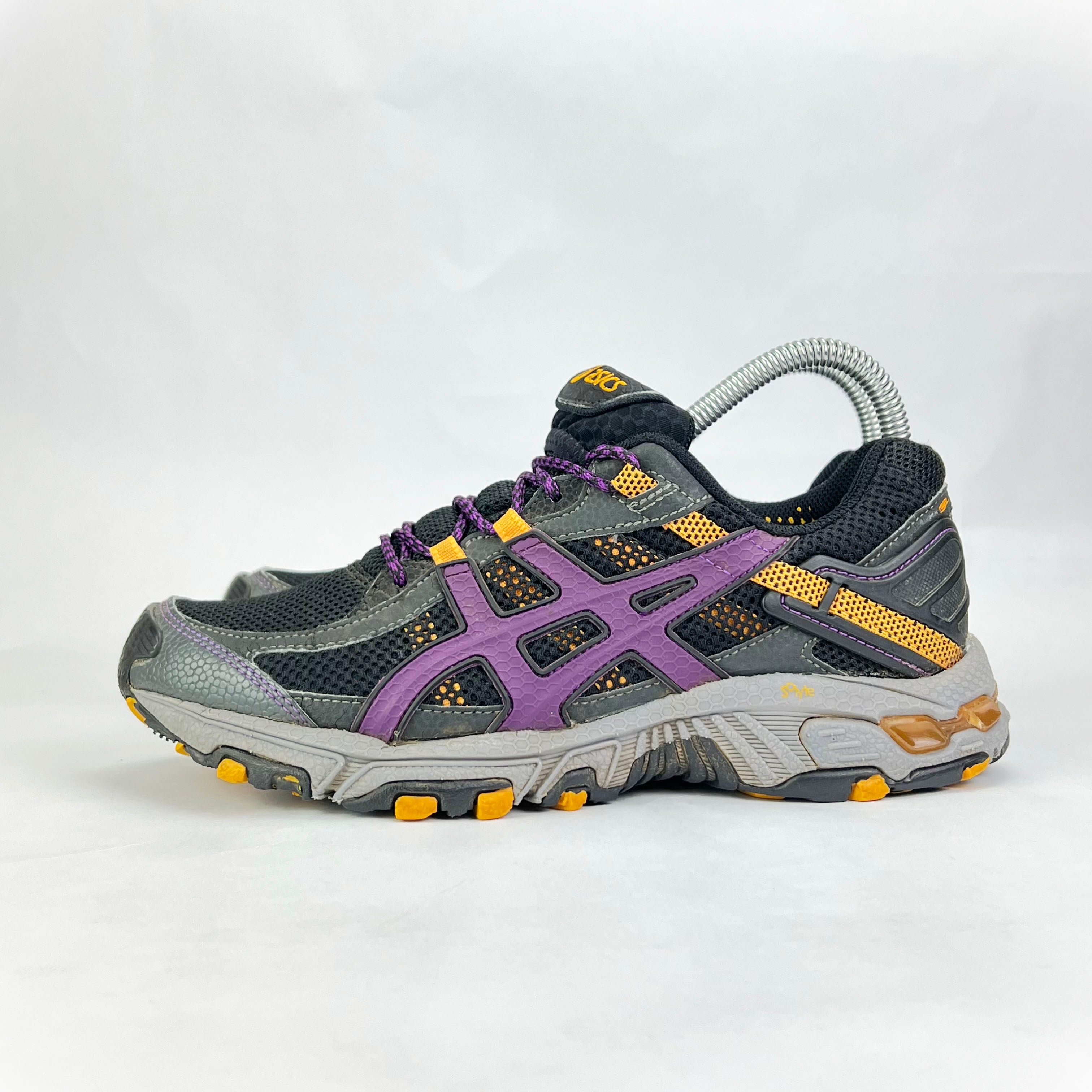 Asics Gel-Trabuco black/orange/purple UK 5.5