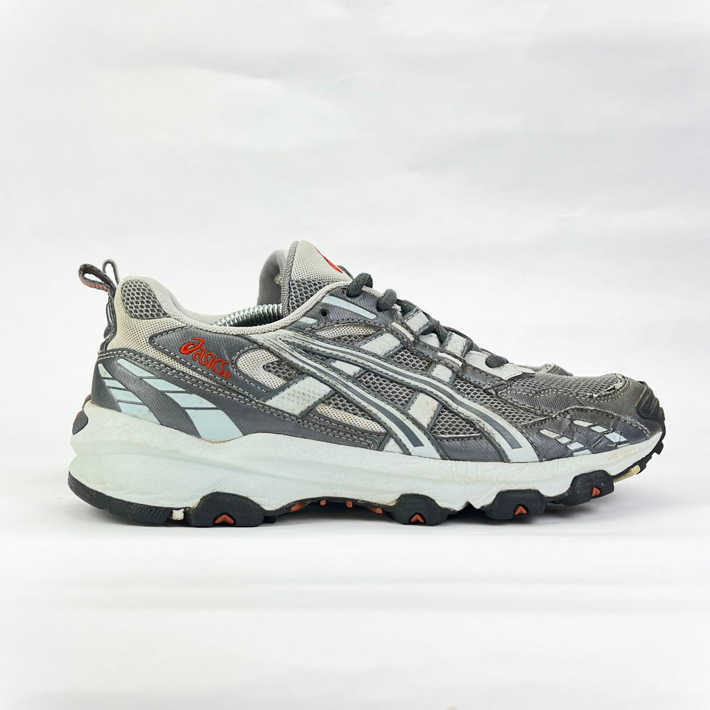Asics Vintage grey/red runners UK 6