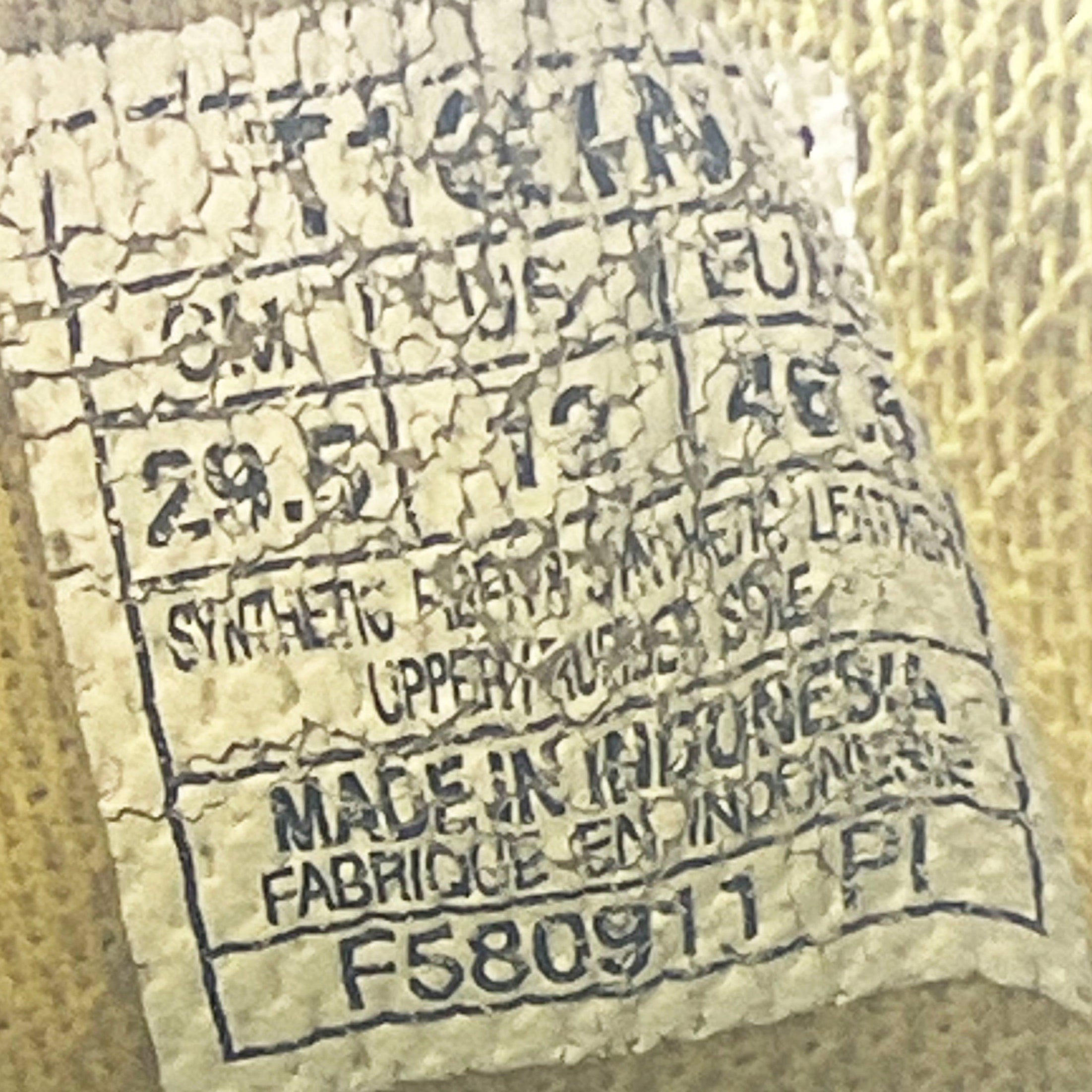 Asics Gel-Trail Lahar GTX Gore-Tex black/yellow UK 11