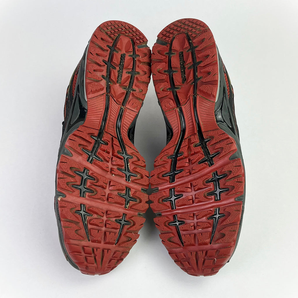 New Balance 876 red/black UK 9