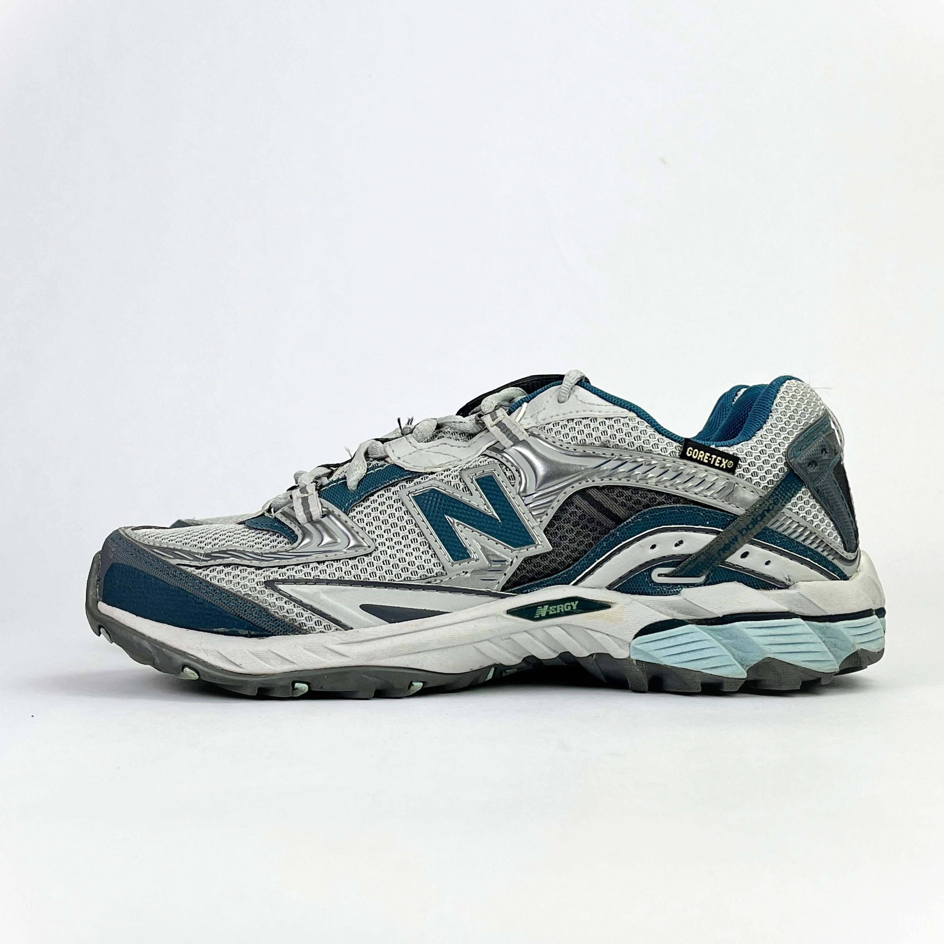 New Balance 813 GTX Gore-Tex white/blue UK 6