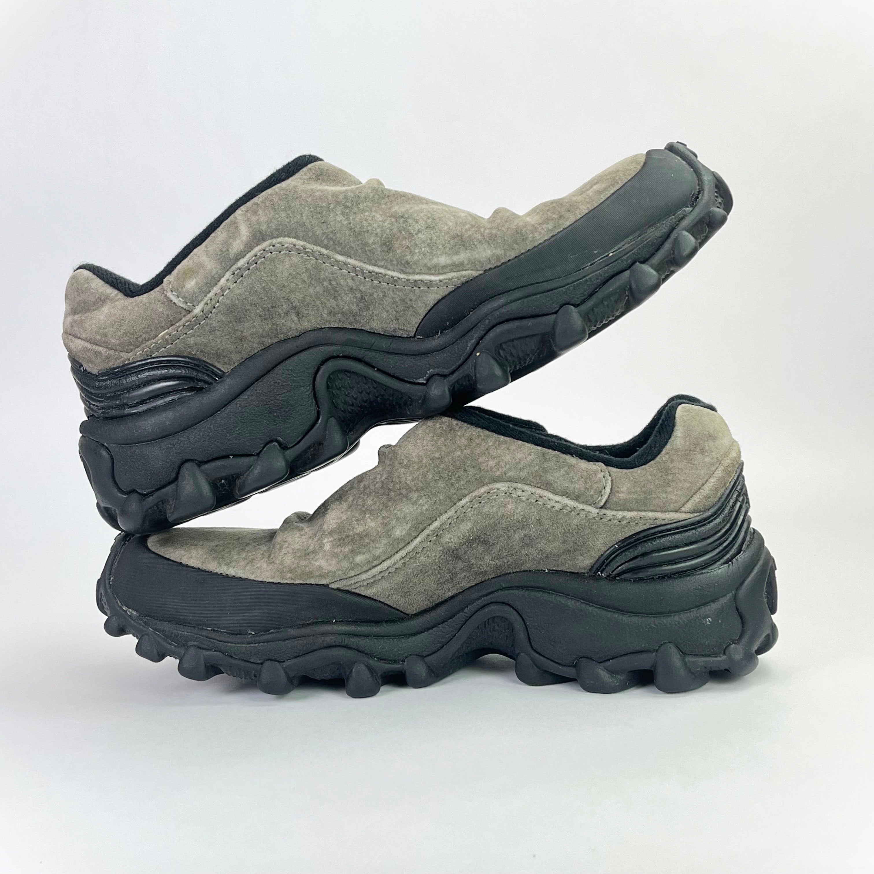 New Balance "Chop Saw" brown/grey *2002 Sample* UK 4