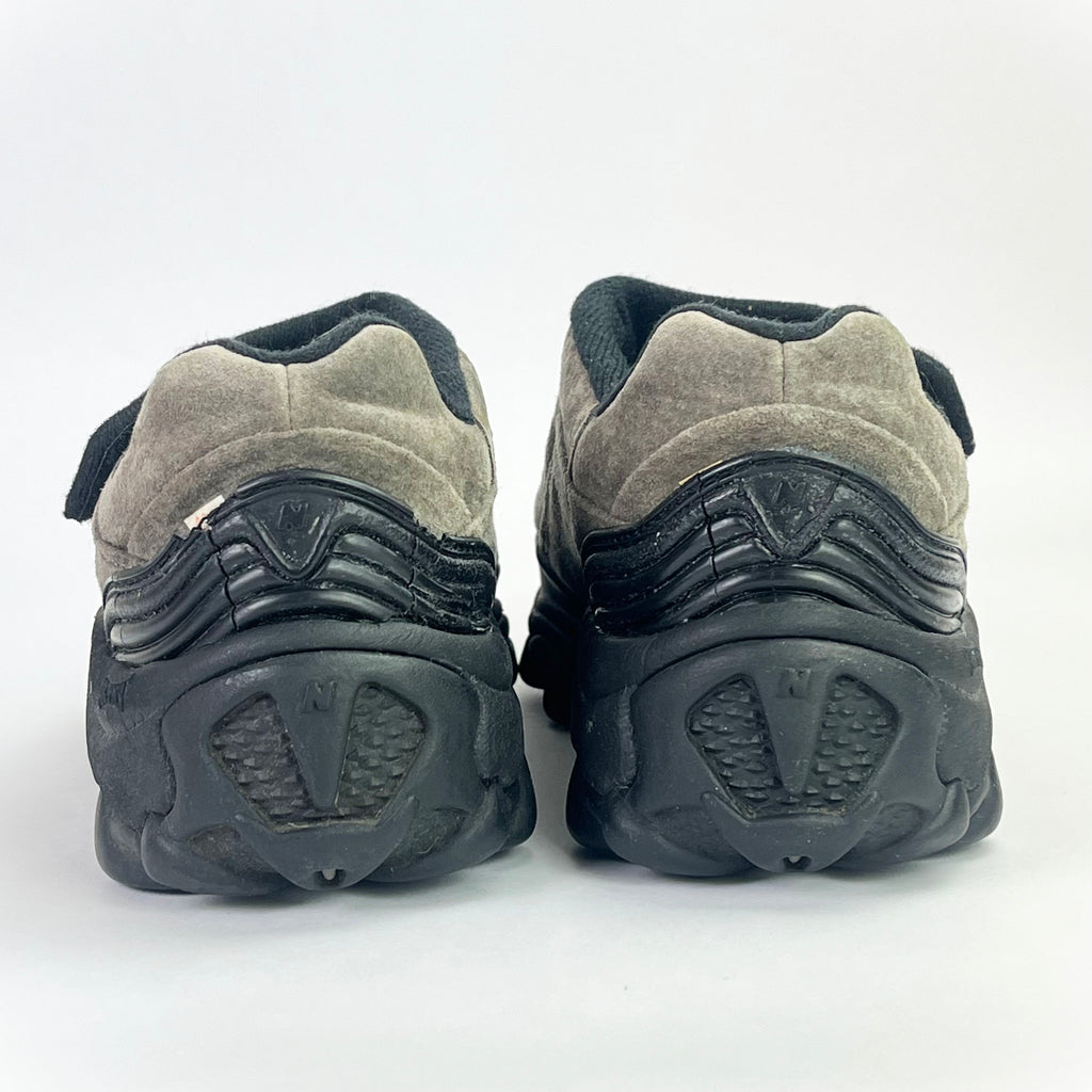 New Balance "Chop Saw" brown/grey *2002 Sample* UK 4