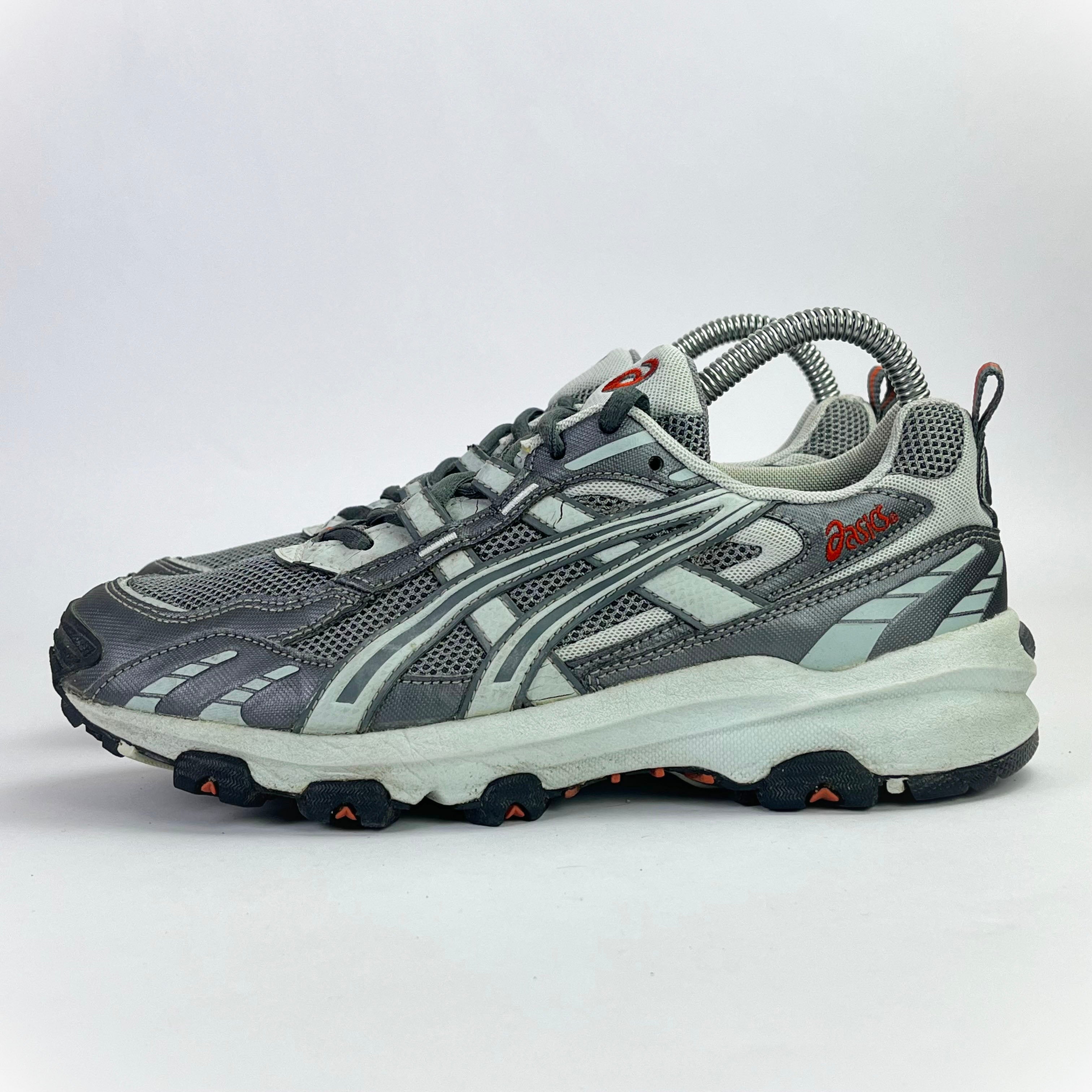Asics Vintage TN337 grey/white UK 6