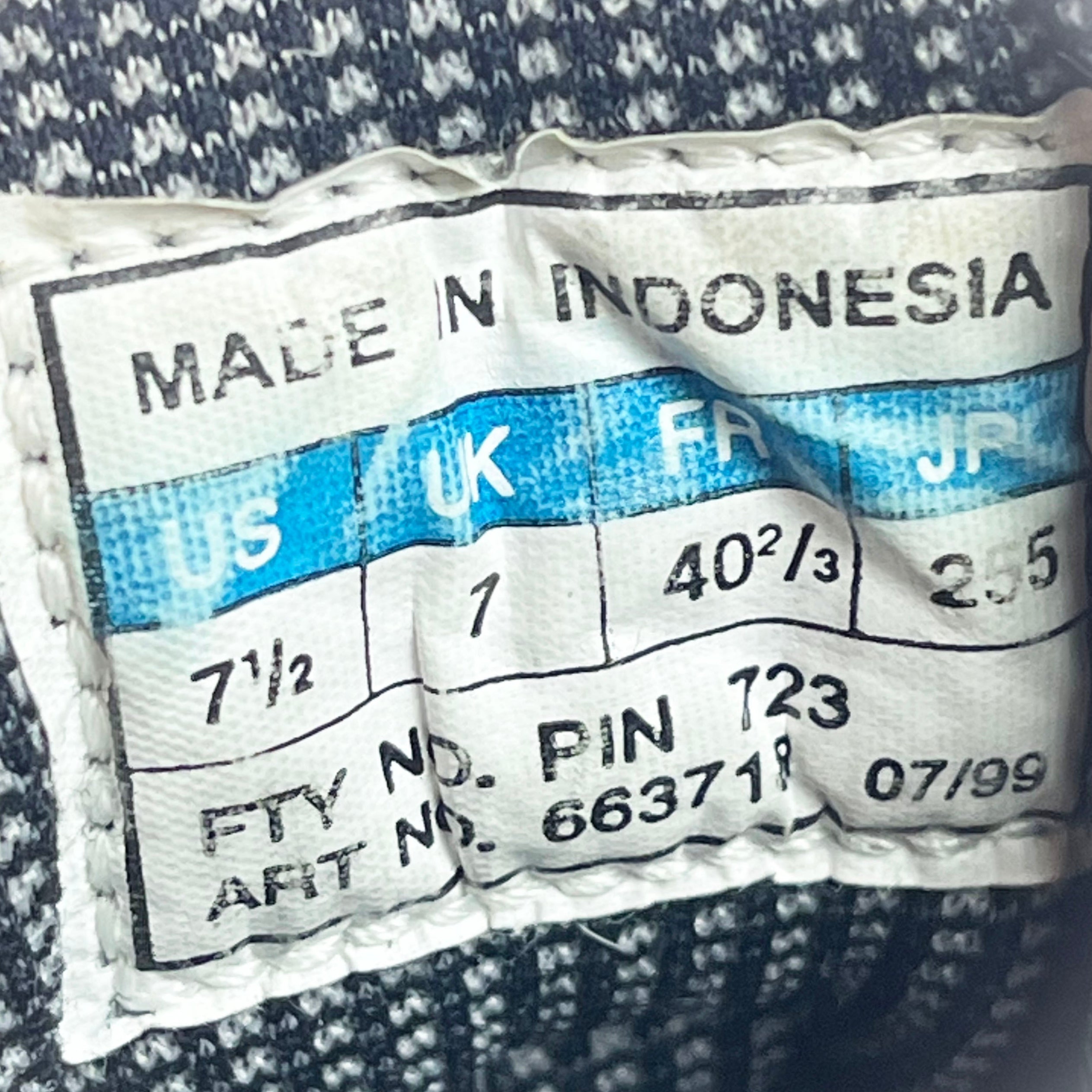 Adidas Savage Trail Runner grey/navy