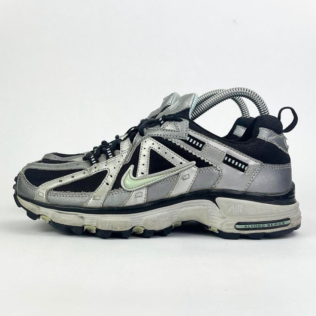 Nike Alvord 6 grey/black UK 6