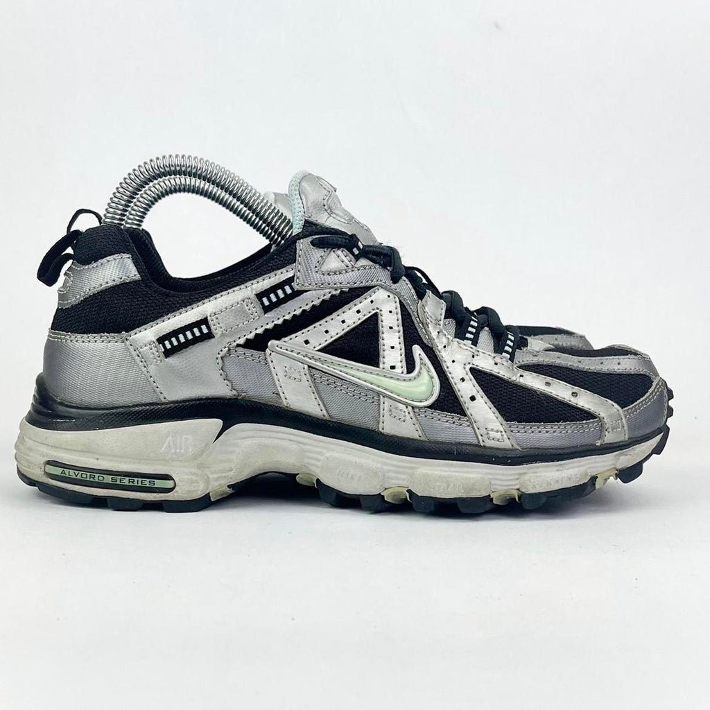 Nike Alvord 6 grey/black UK 6