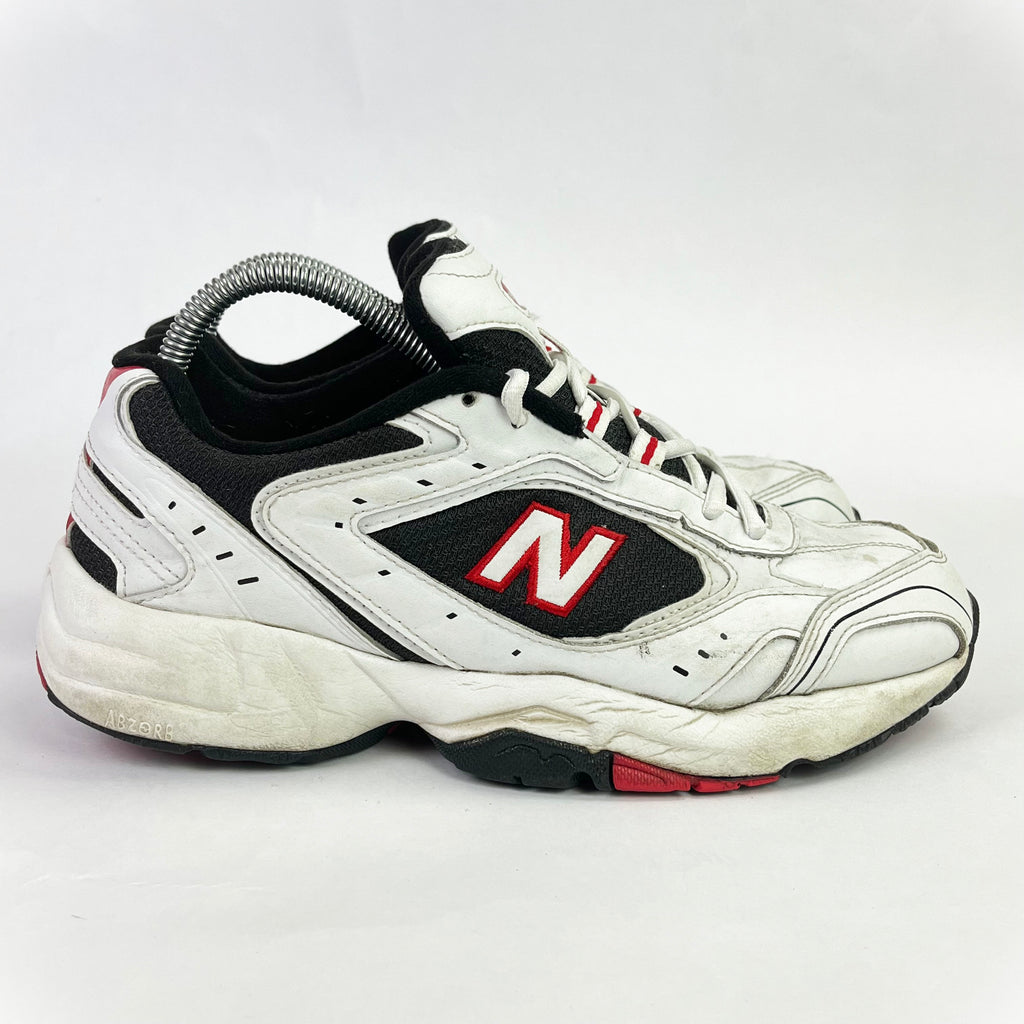 New Balance 452 white/black/red